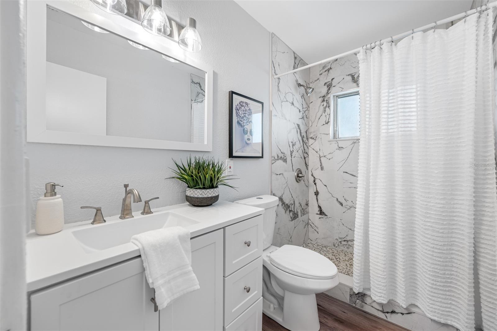1400 LAKEVIEW RD, CLEARWATER, FL, 33756