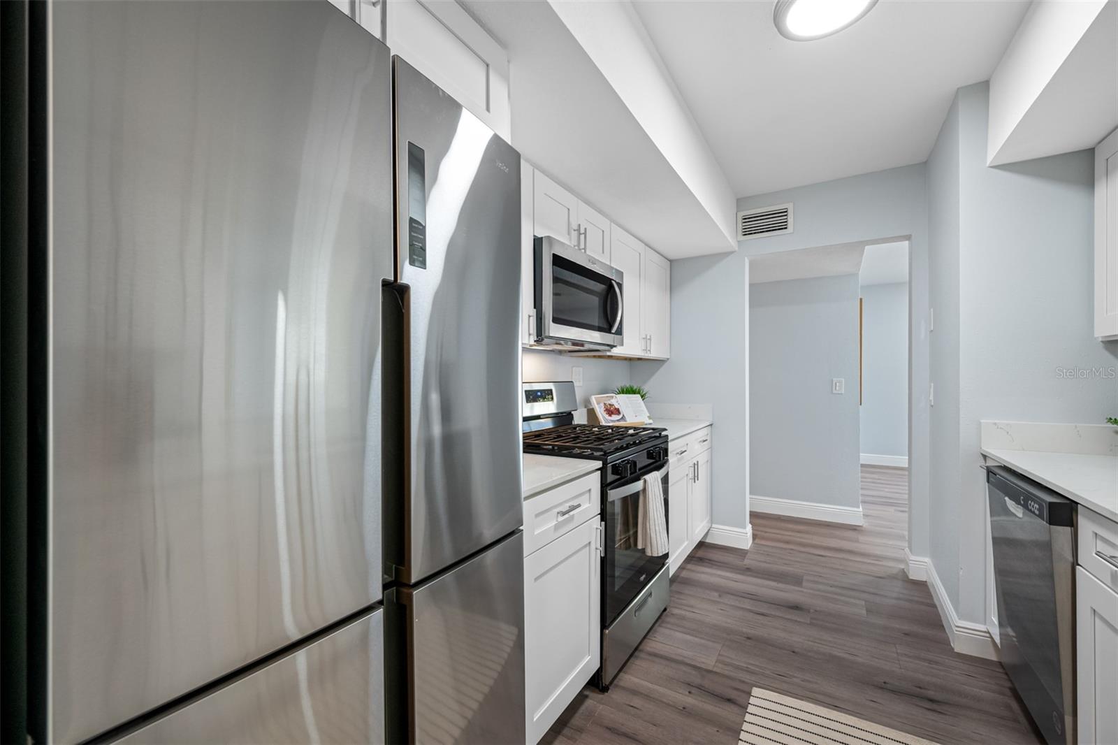 1400 LAKEVIEW RD, CLEARWATER, FL, 33756
