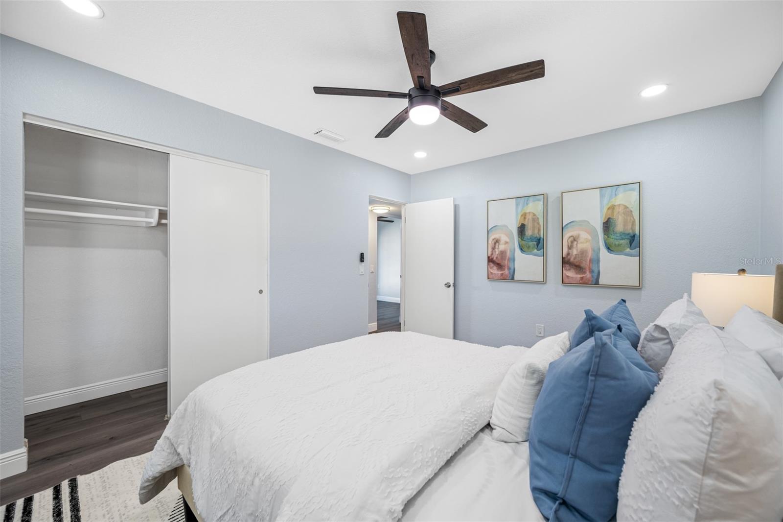 1400 LAKEVIEW RD, CLEARWATER, FL, 33756