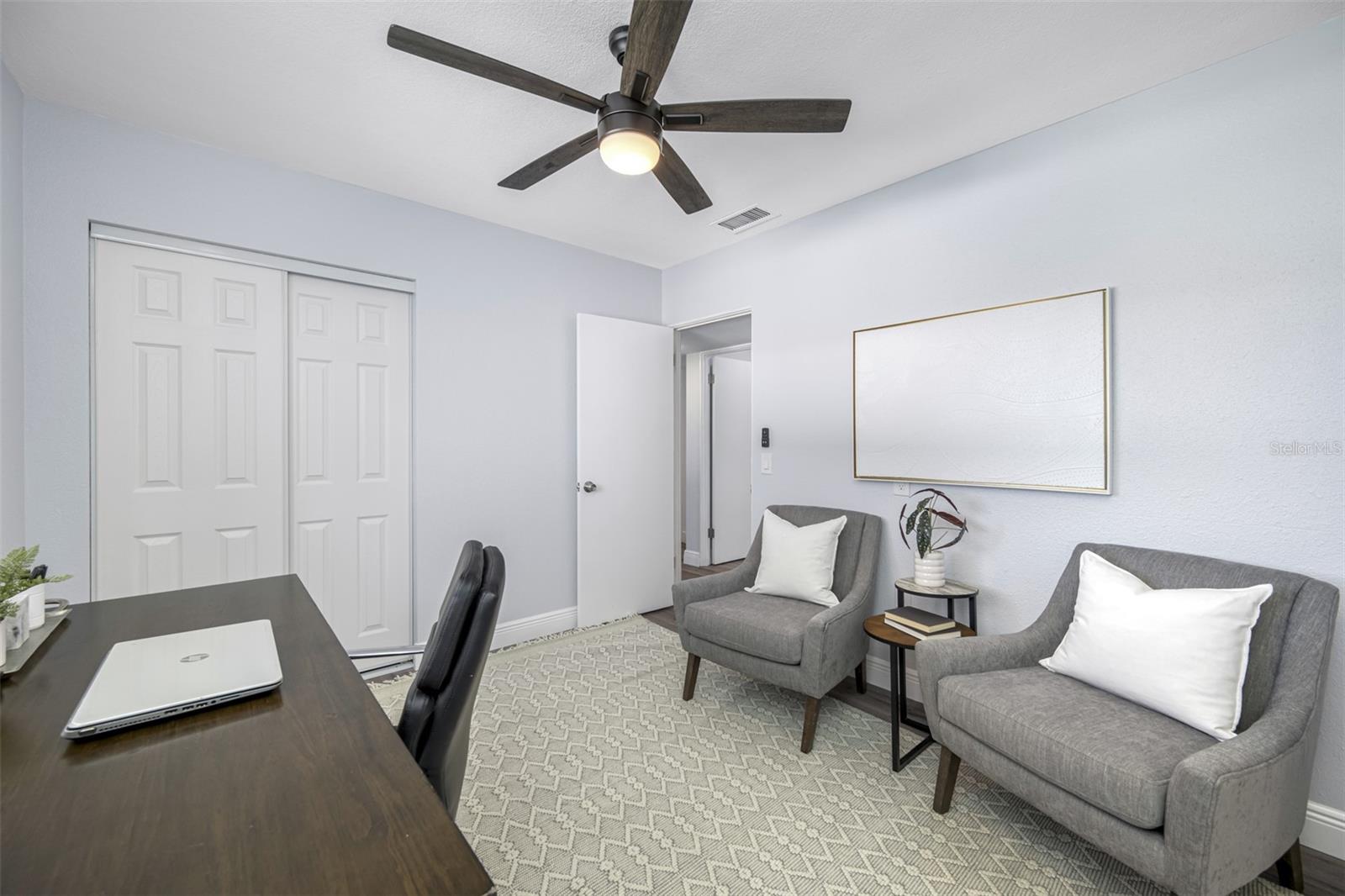 1400 LAKEVIEW RD, CLEARWATER, FL, 33756