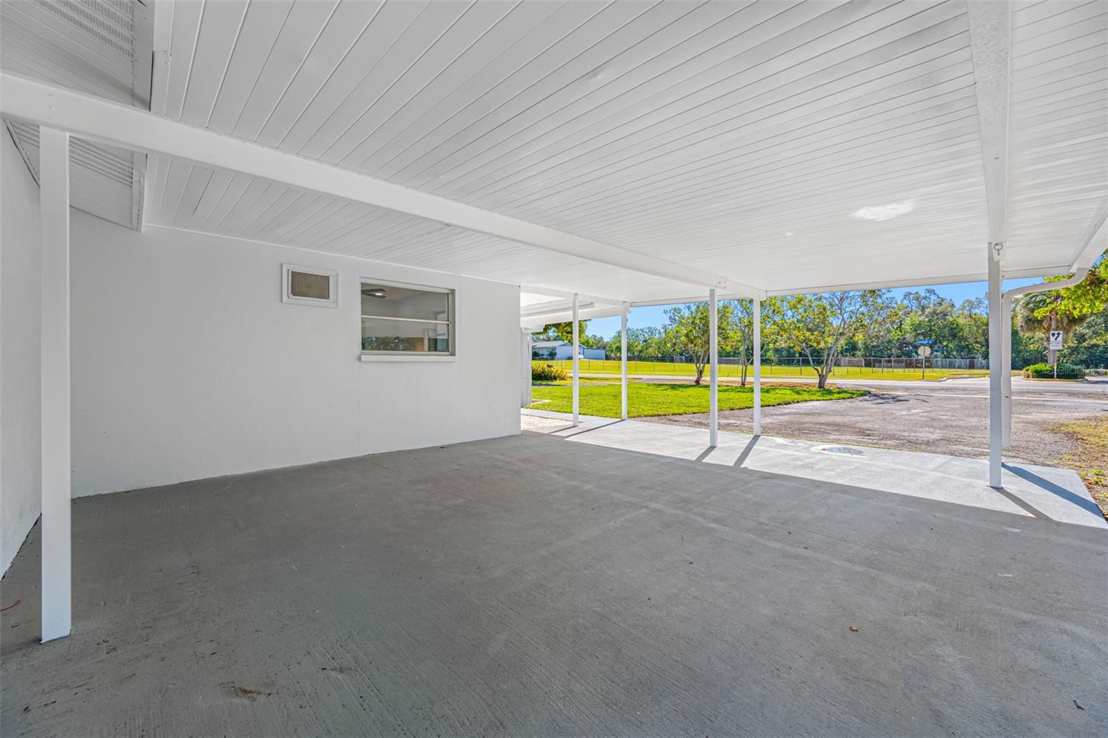 1400 LAKEVIEW RD, CLEARWATER, FL, 33756