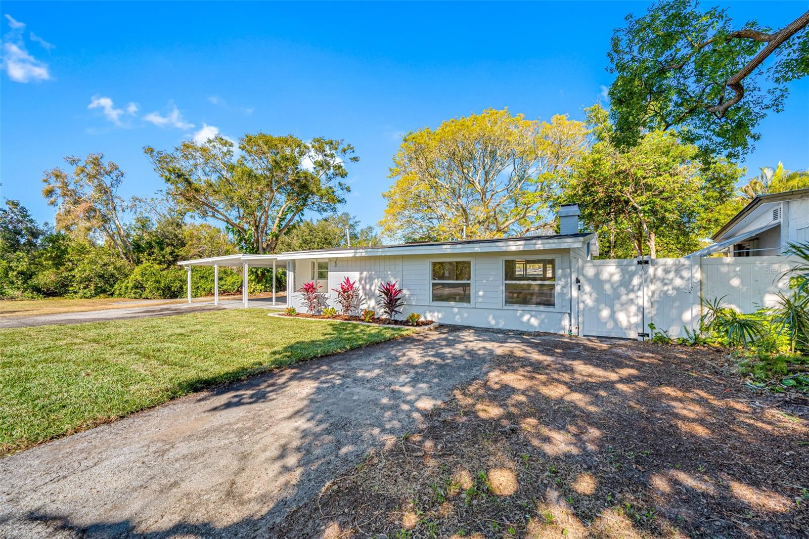1400 LAKEVIEW RD, CLEARWATER, FL, 33756