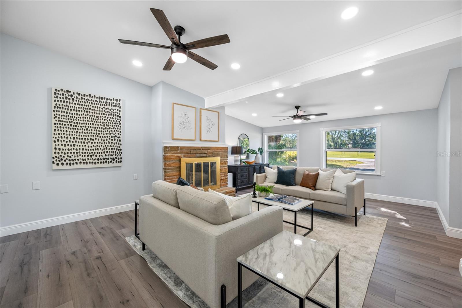 1400 LAKEVIEW RD, CLEARWATER, FL, 33756