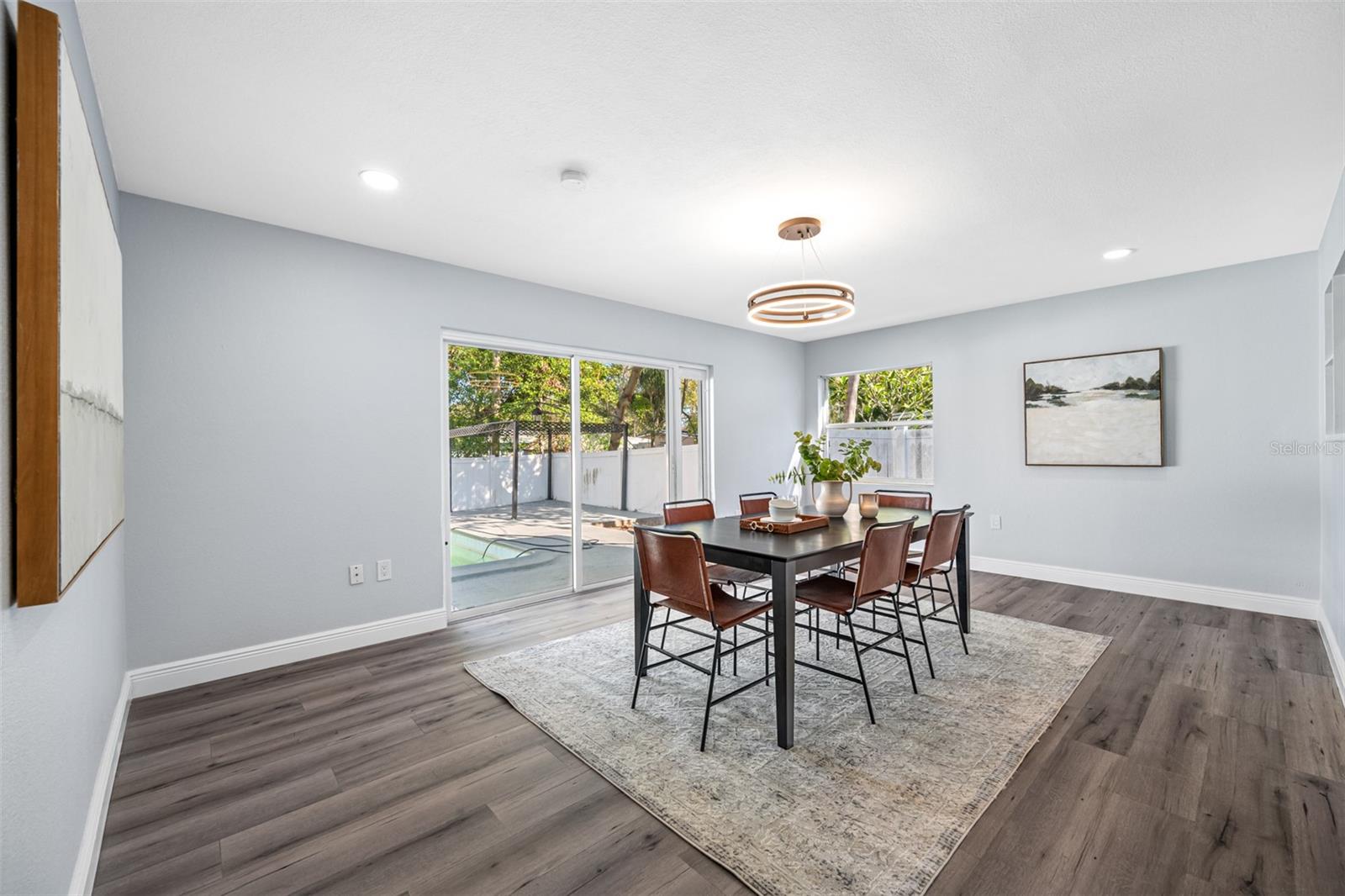 1400 LAKEVIEW RD, CLEARWATER, FL, 33756