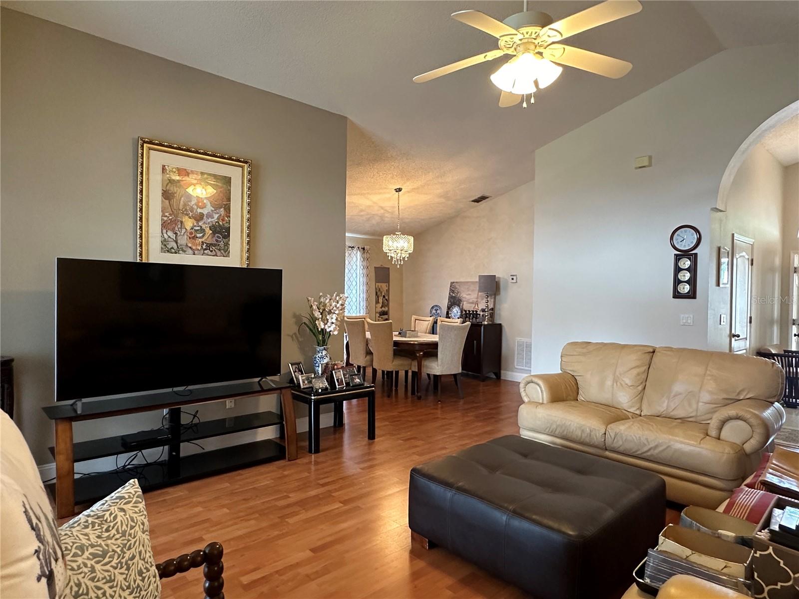 2662 RUNYON CIR, ORLANDO, FL, 32837