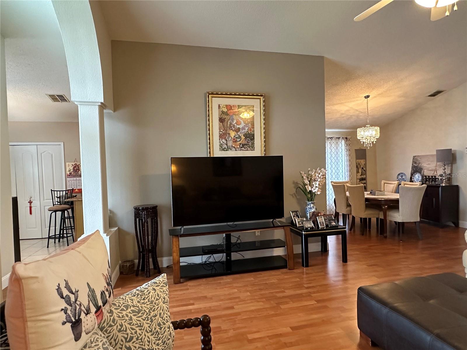 2662 RUNYON CIR, ORLANDO, FL, 32837