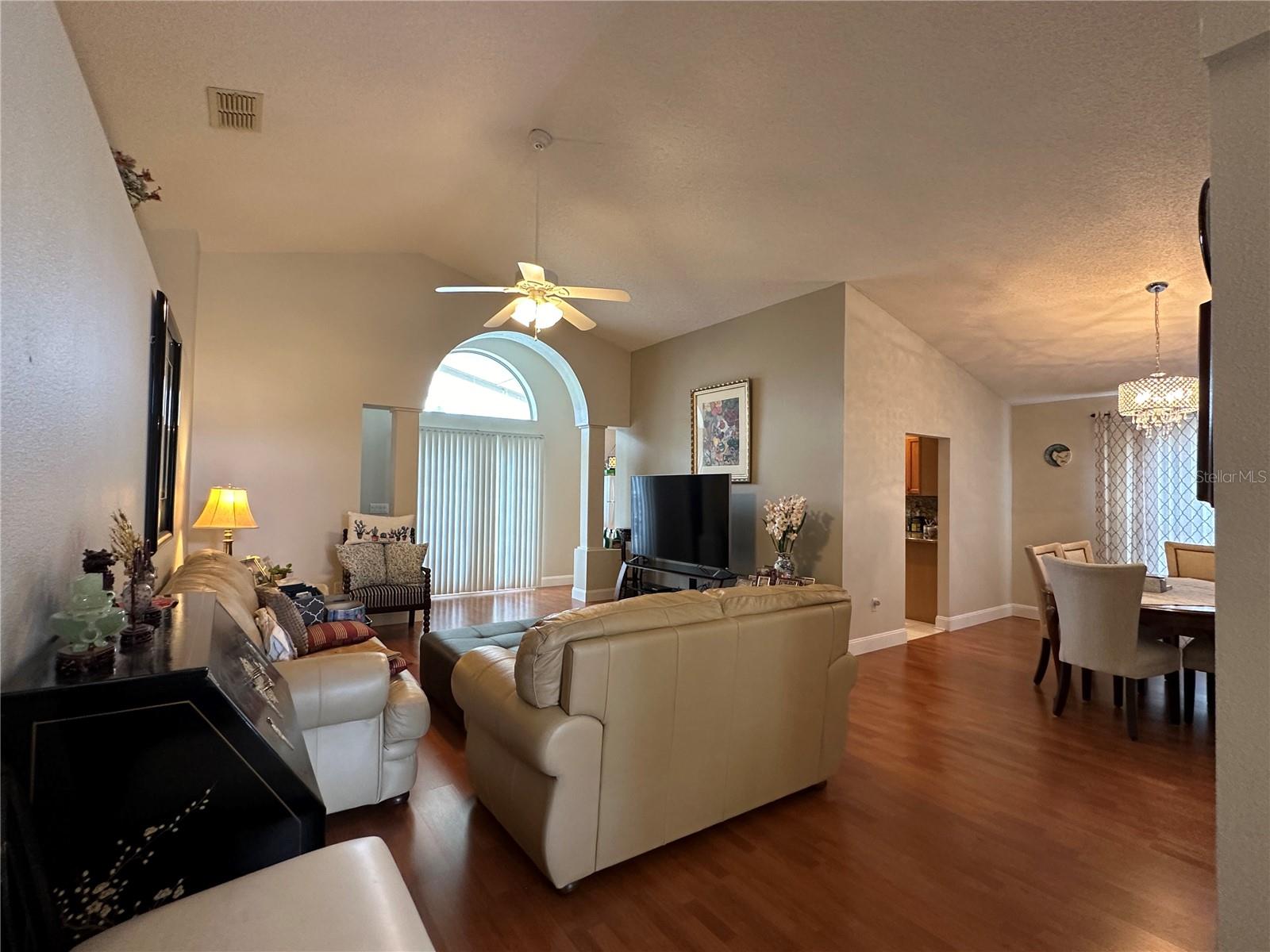 2662 RUNYON CIR, ORLANDO, FL, 32837
