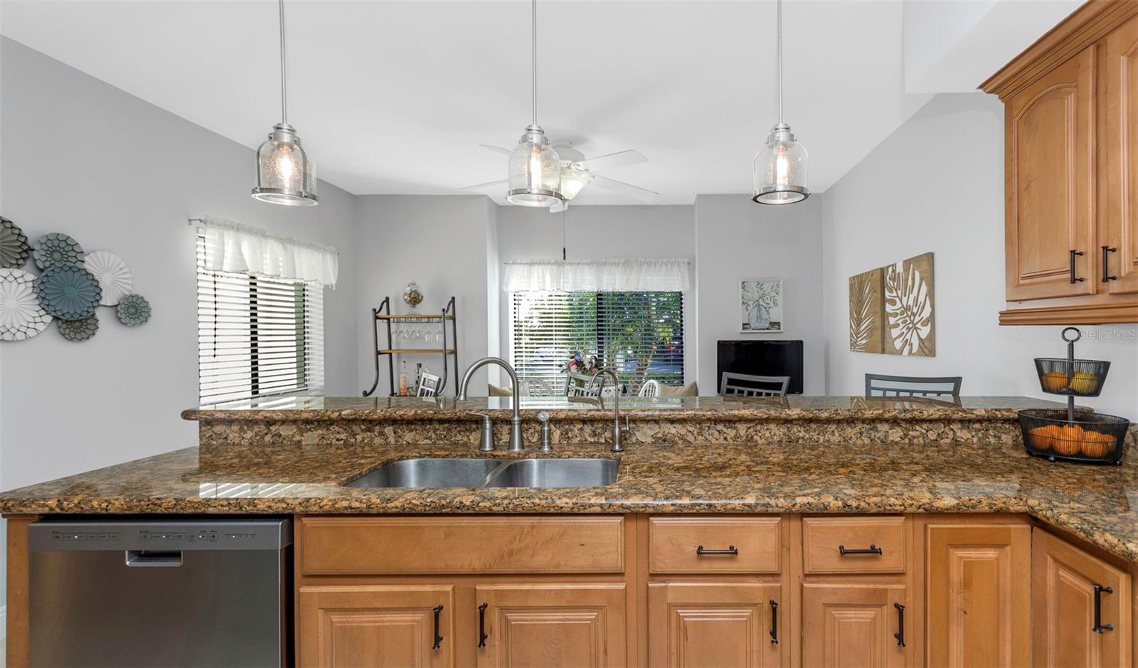 1843 LAKE CYPRESS DR, SAFETY HARBOR, FL, 34695