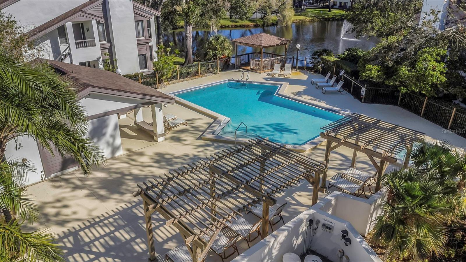 1843 LAKE CYPRESS DR, SAFETY HARBOR, FL, 34695