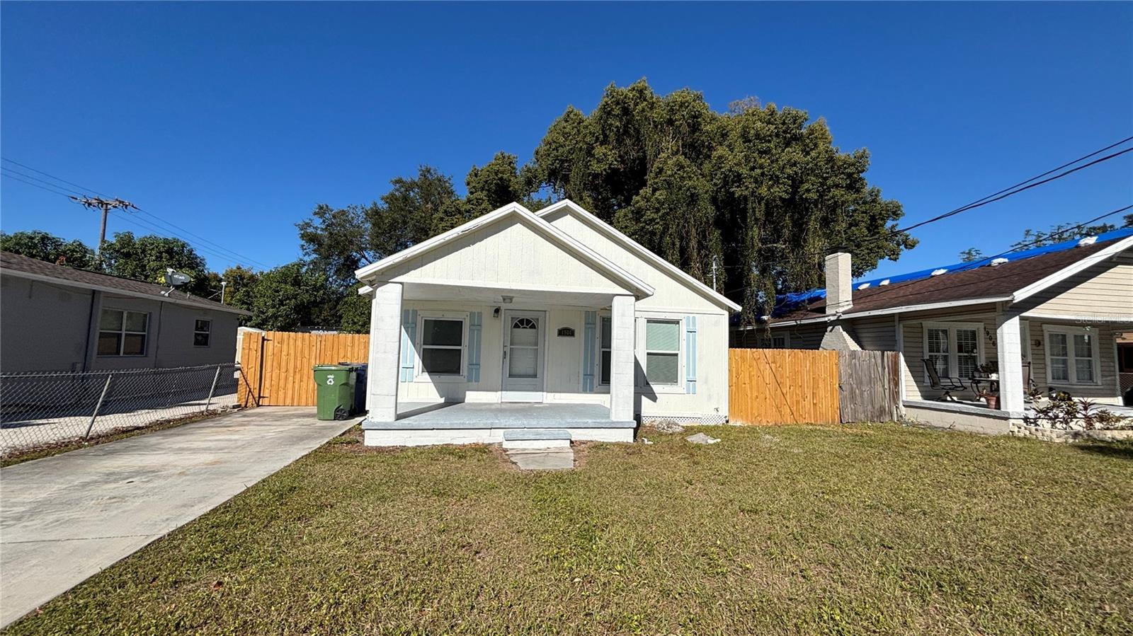 1904 E LOUISIANA AVE, TAMPA, FL, 33610