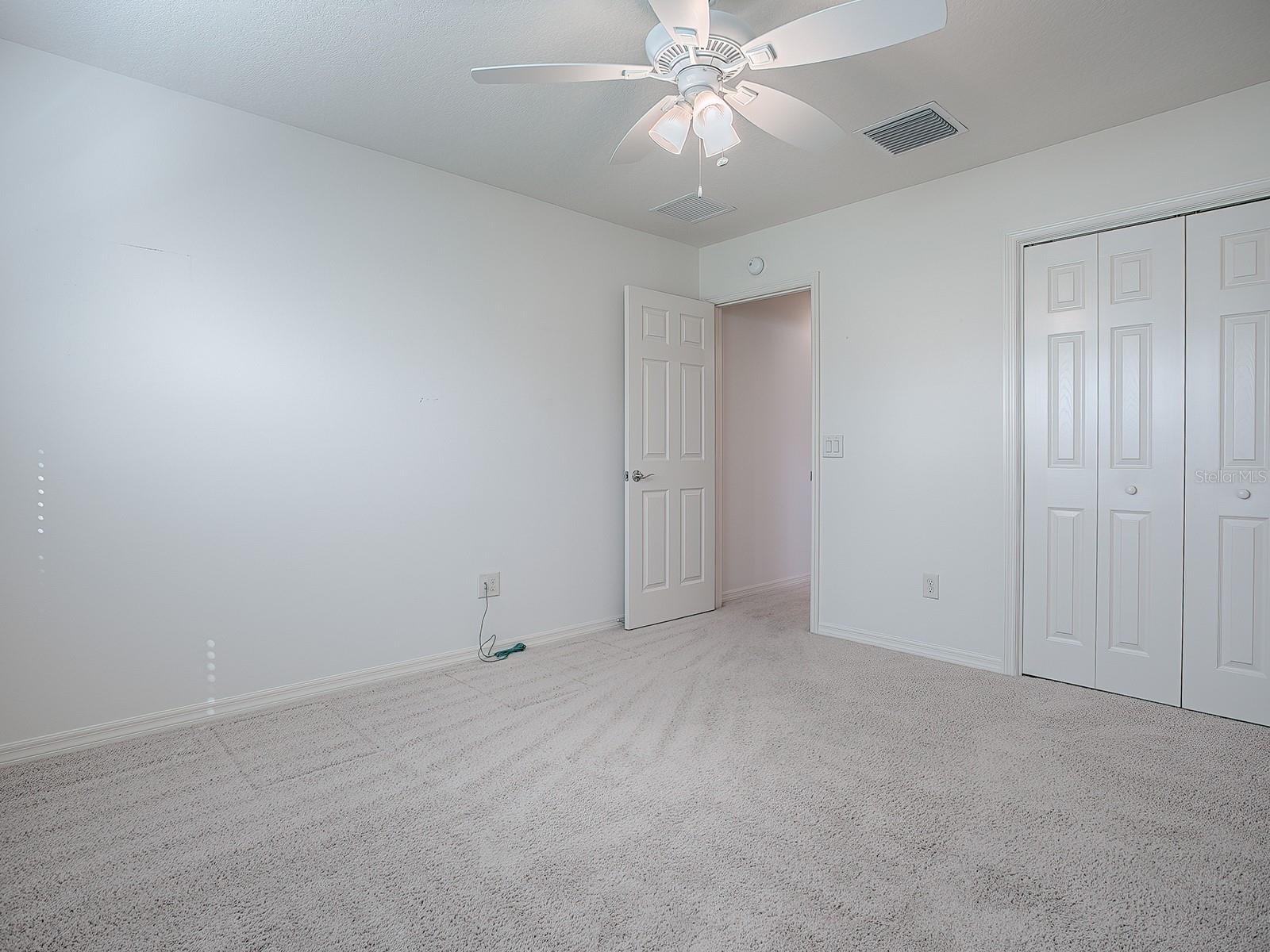 647 BRADFORD LOOP, THE VILLAGES, FL, 32163