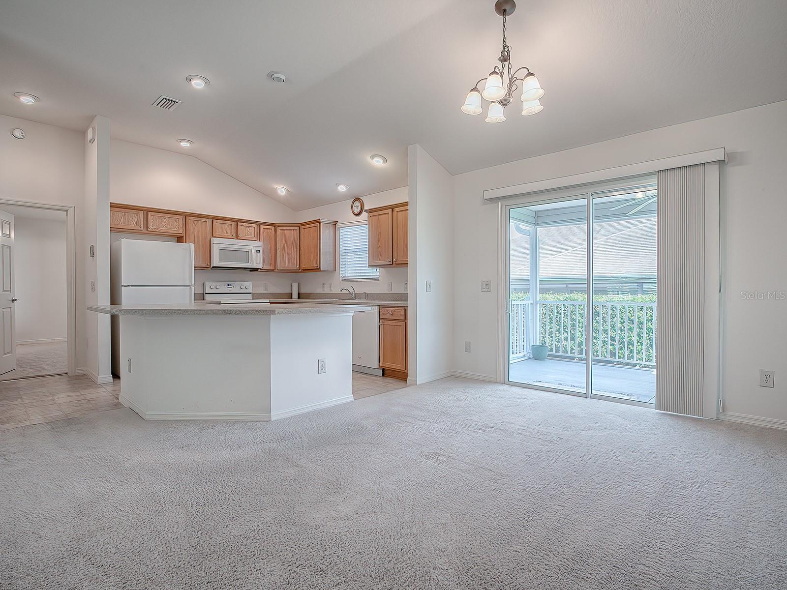 647 BRADFORD LOOP, THE VILLAGES, FL, 32163