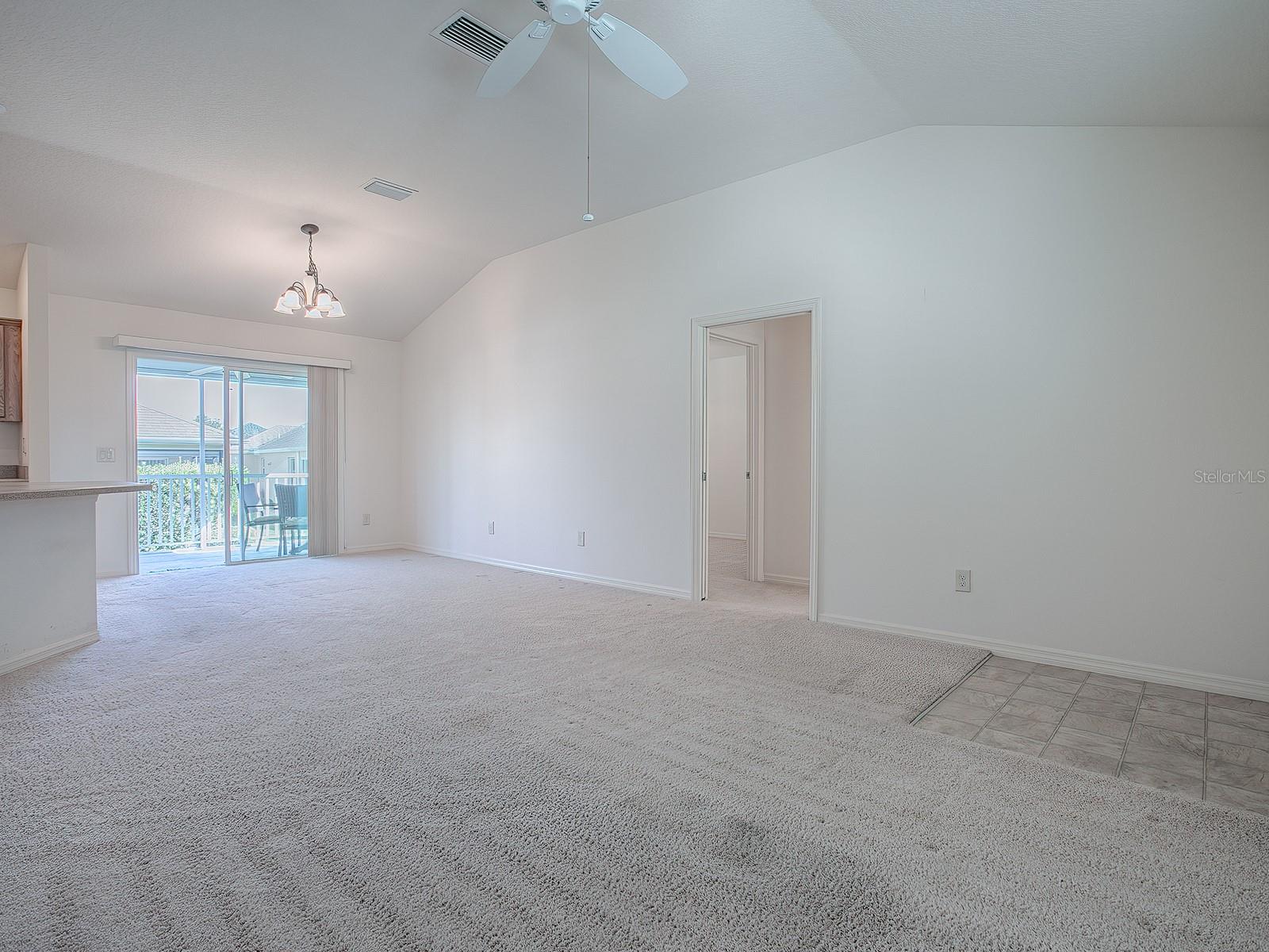 647 BRADFORD LOOP, THE VILLAGES, FL, 32163