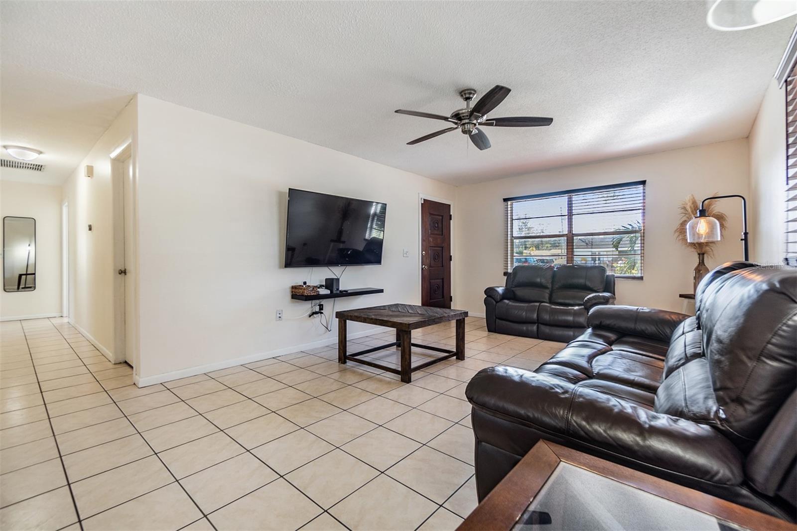 1540 DOLPHIN DR, LAKELAND, FL, 33801