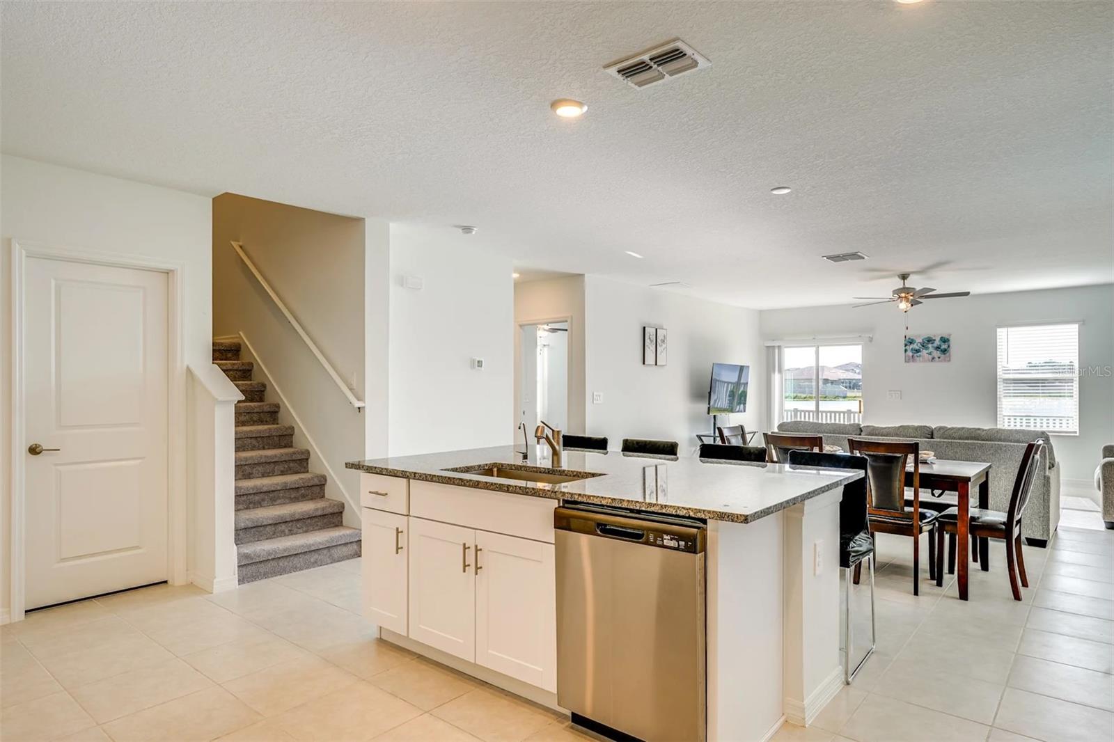 1885 RED LOOP, LAKELAND, FL, 33801