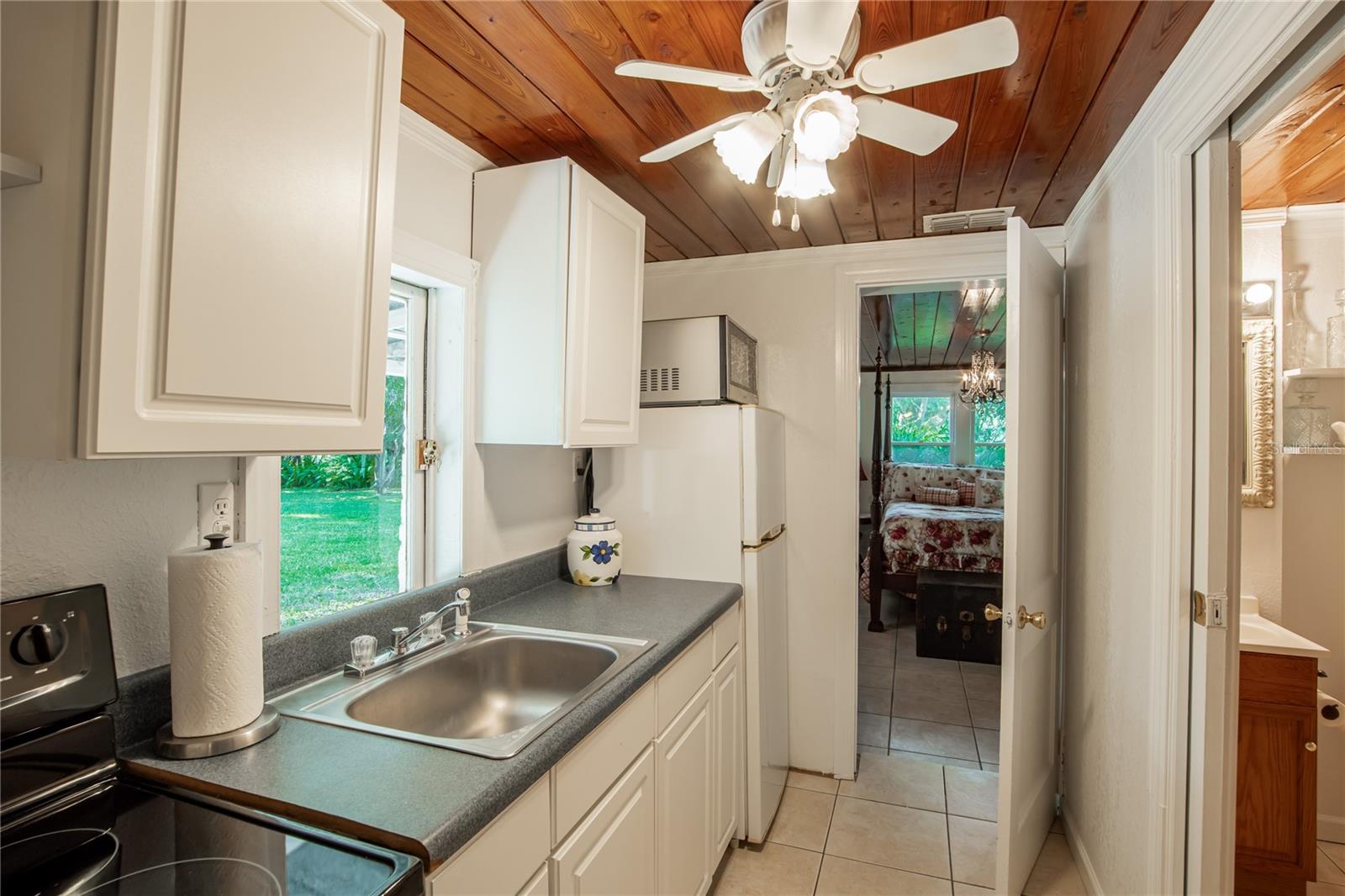 37439 MERIDIAN AVE, DADE CITY, FL, 33525