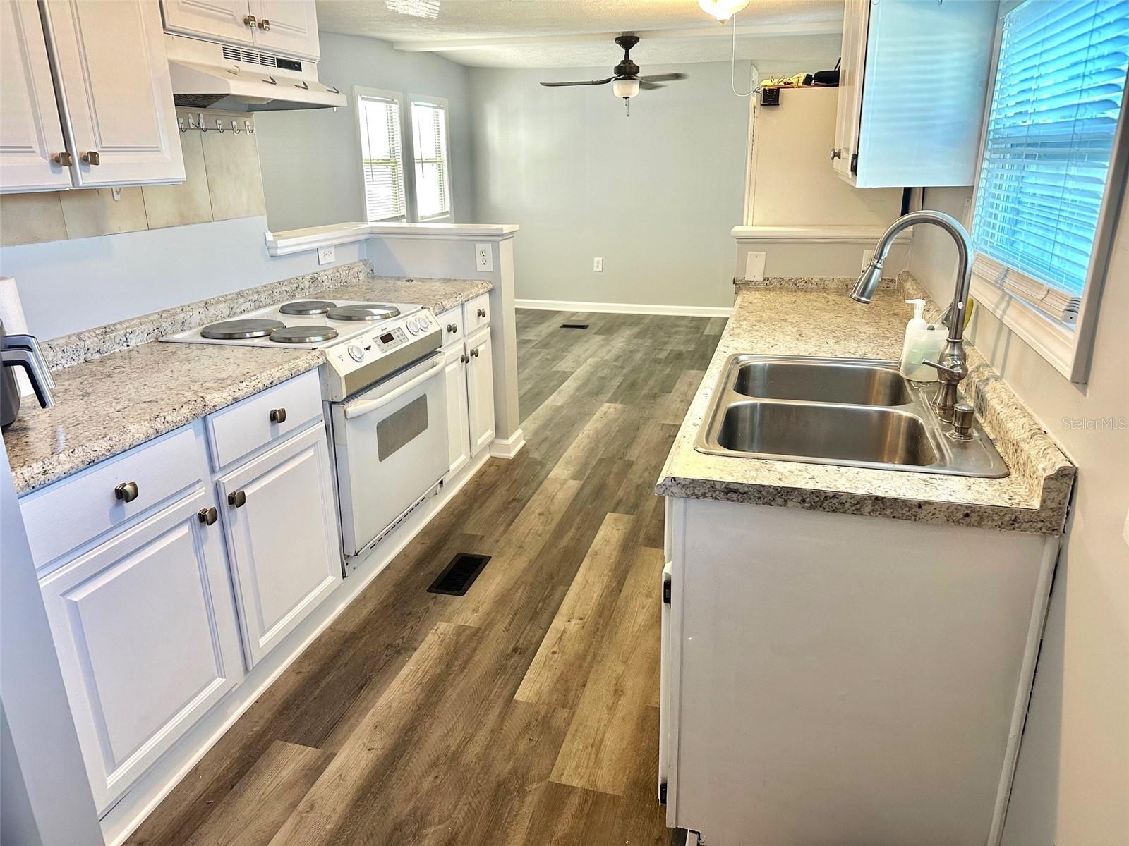 9790 66TH ST N #74, PINELLAS PARK, FL, 33782