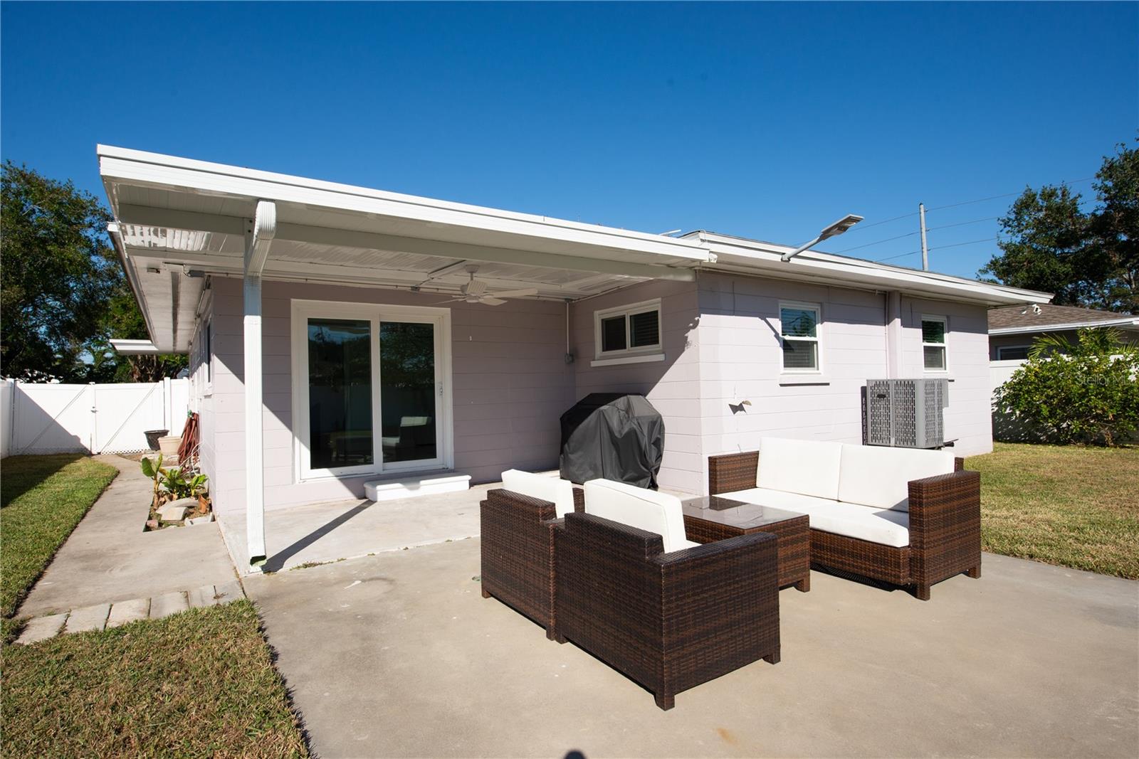 5808 DARTMOUTH AVE N, ST PETERSBURG, FL, 33710
