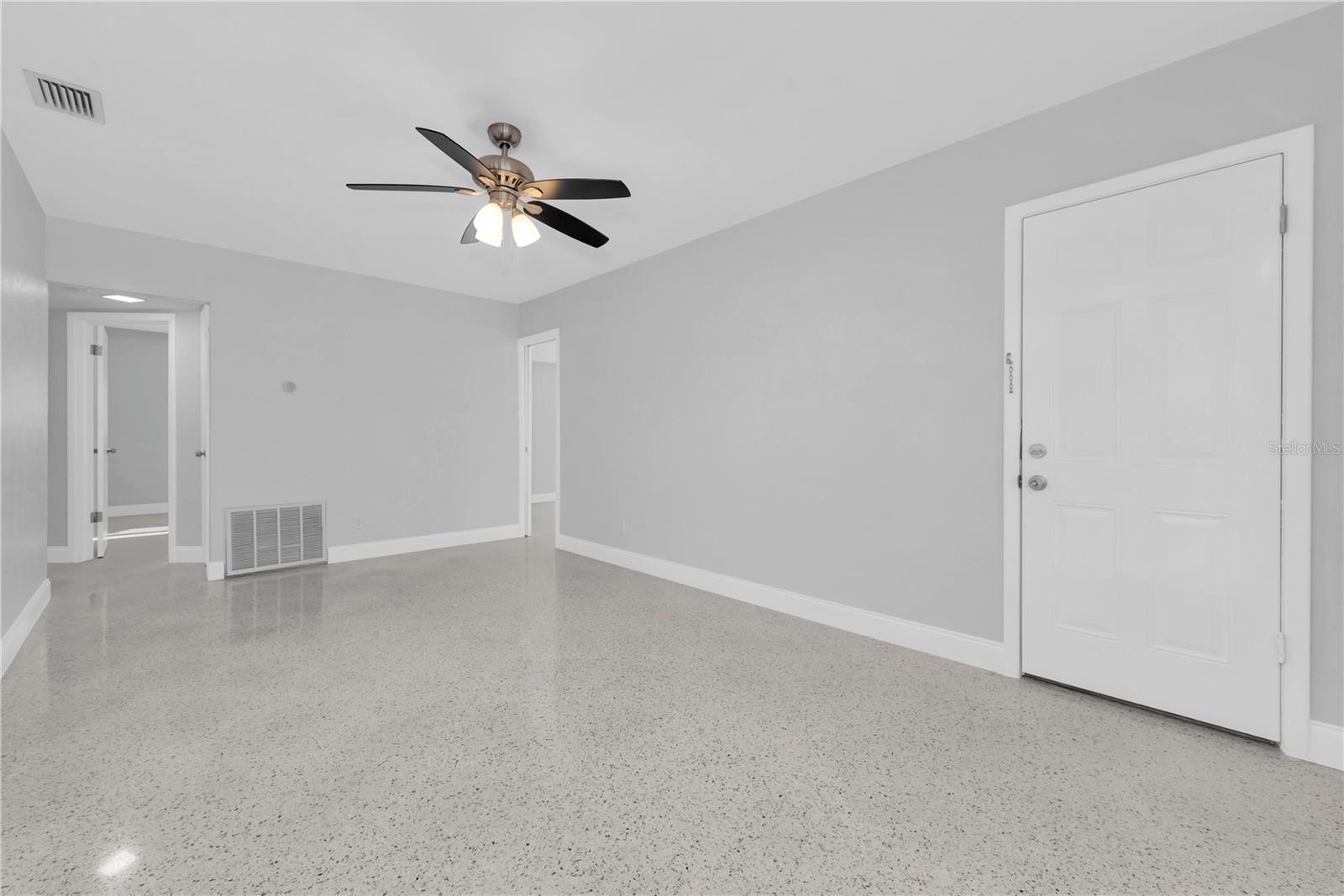 5808 DARTMOUTH AVE N, ST PETERSBURG, FL, 33710