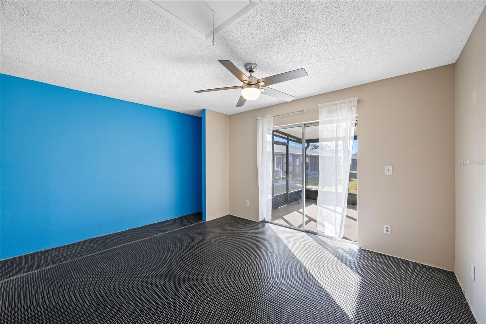 24862 US HIGHWAY 19 N #2001, CLEARWATER, FL, 33763