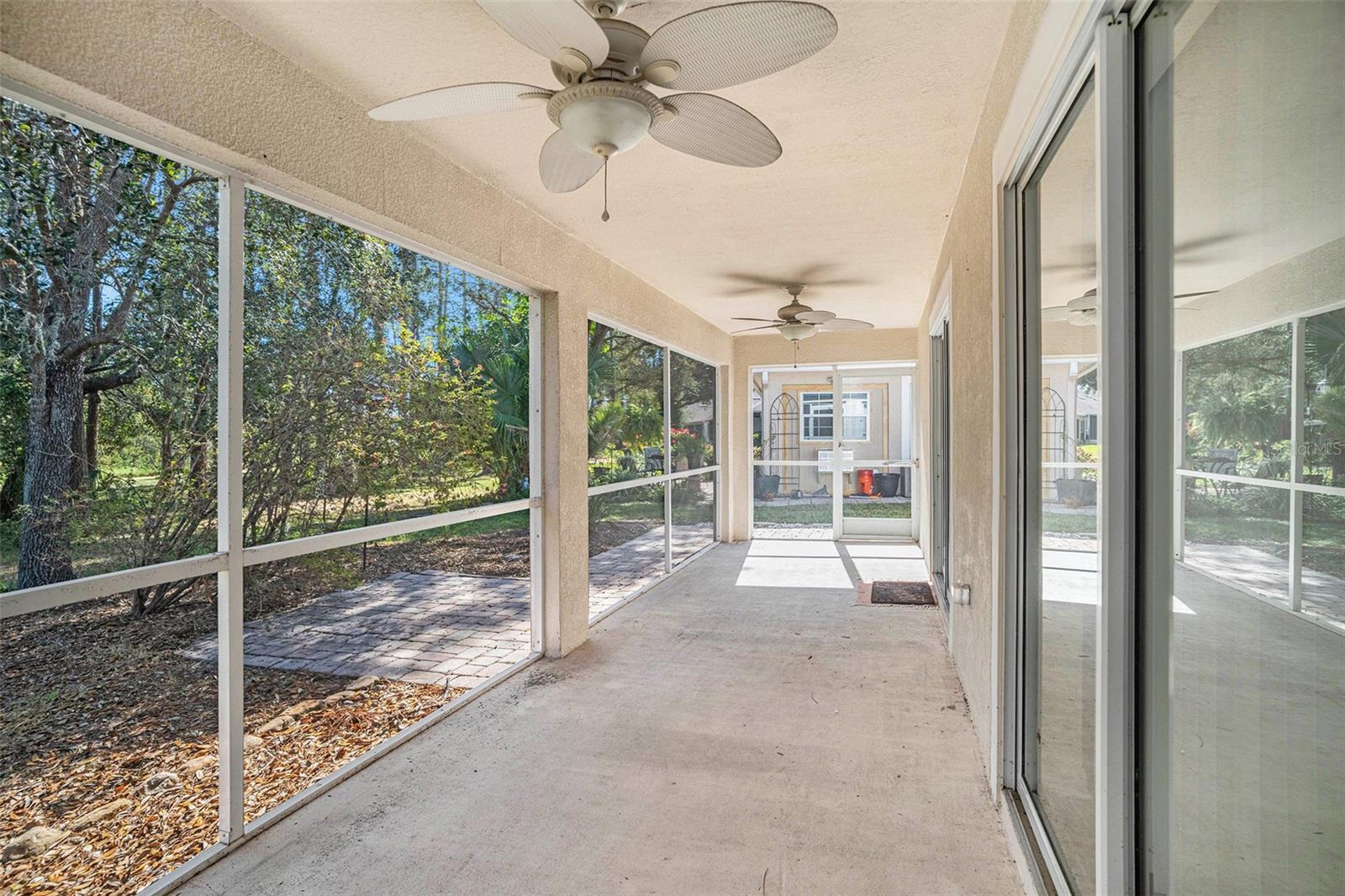 5722 AUTUMN SHIRE DR, ZEPHYRHILLS, FL, 33541