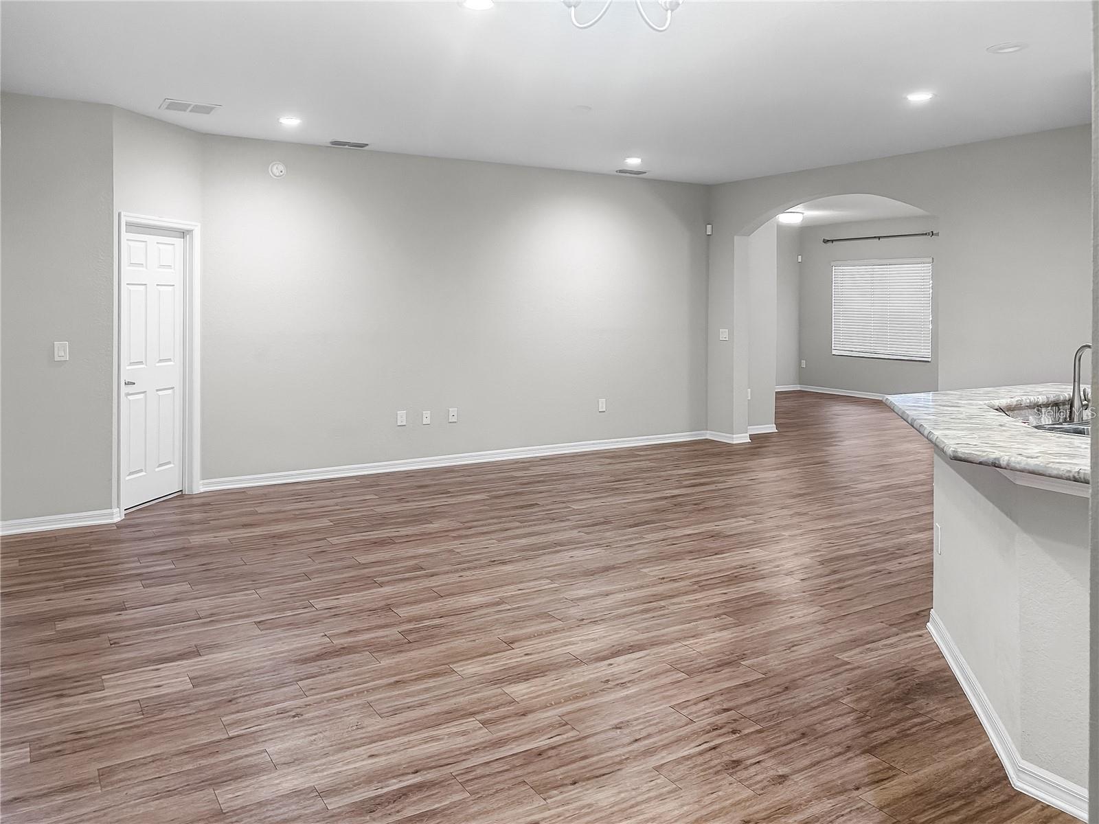 157 CLOVERBROOK TRL, DAVENPORT, FL, 33837