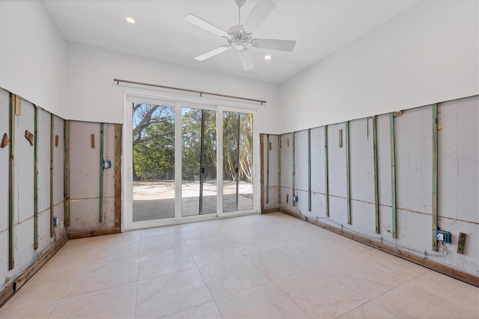 7618 MIDNIGHT PASS RD, SARASOTA, FL, 34242