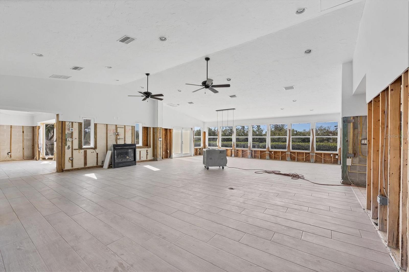 7618 MIDNIGHT PASS RD, SARASOTA, FL, 34242
