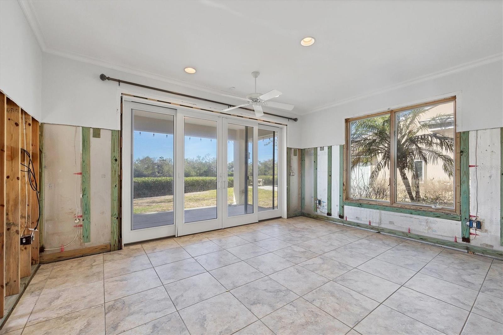7618 MIDNIGHT PASS RD, SARASOTA, FL, 34242