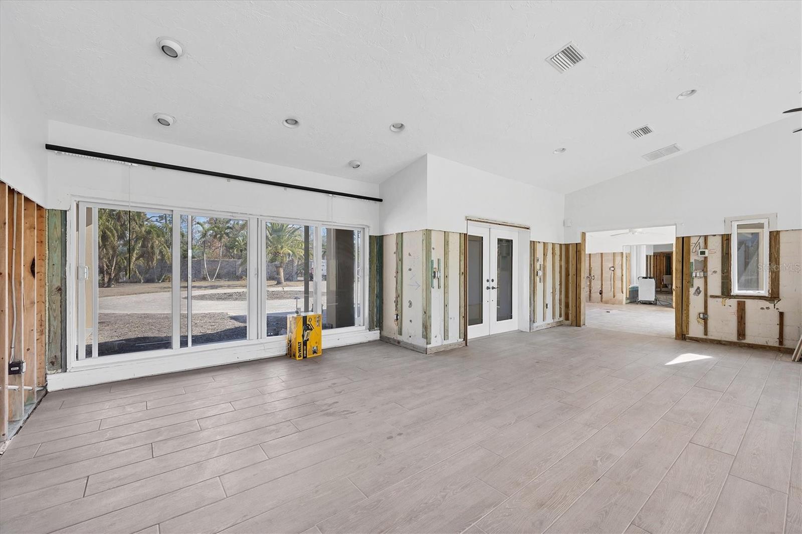 7618 MIDNIGHT PASS RD, SARASOTA, FL, 34242