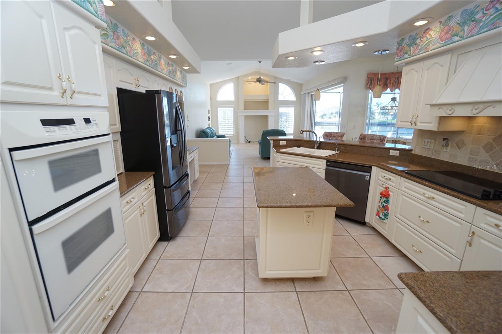649 MALTESE DR, PUNTA GORDA, FL, 33950