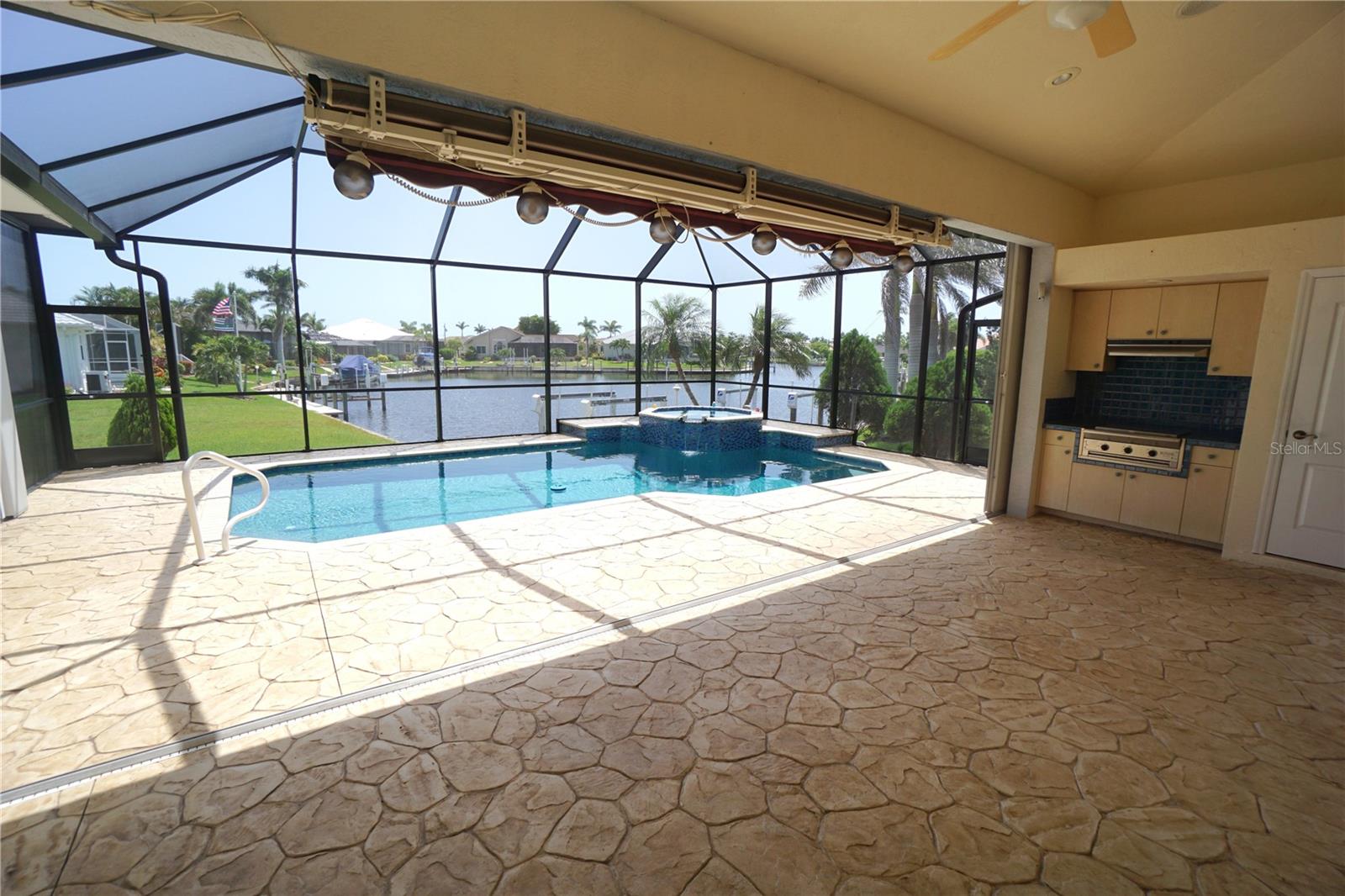 649 MALTESE DR, PUNTA GORDA, FL, 33950