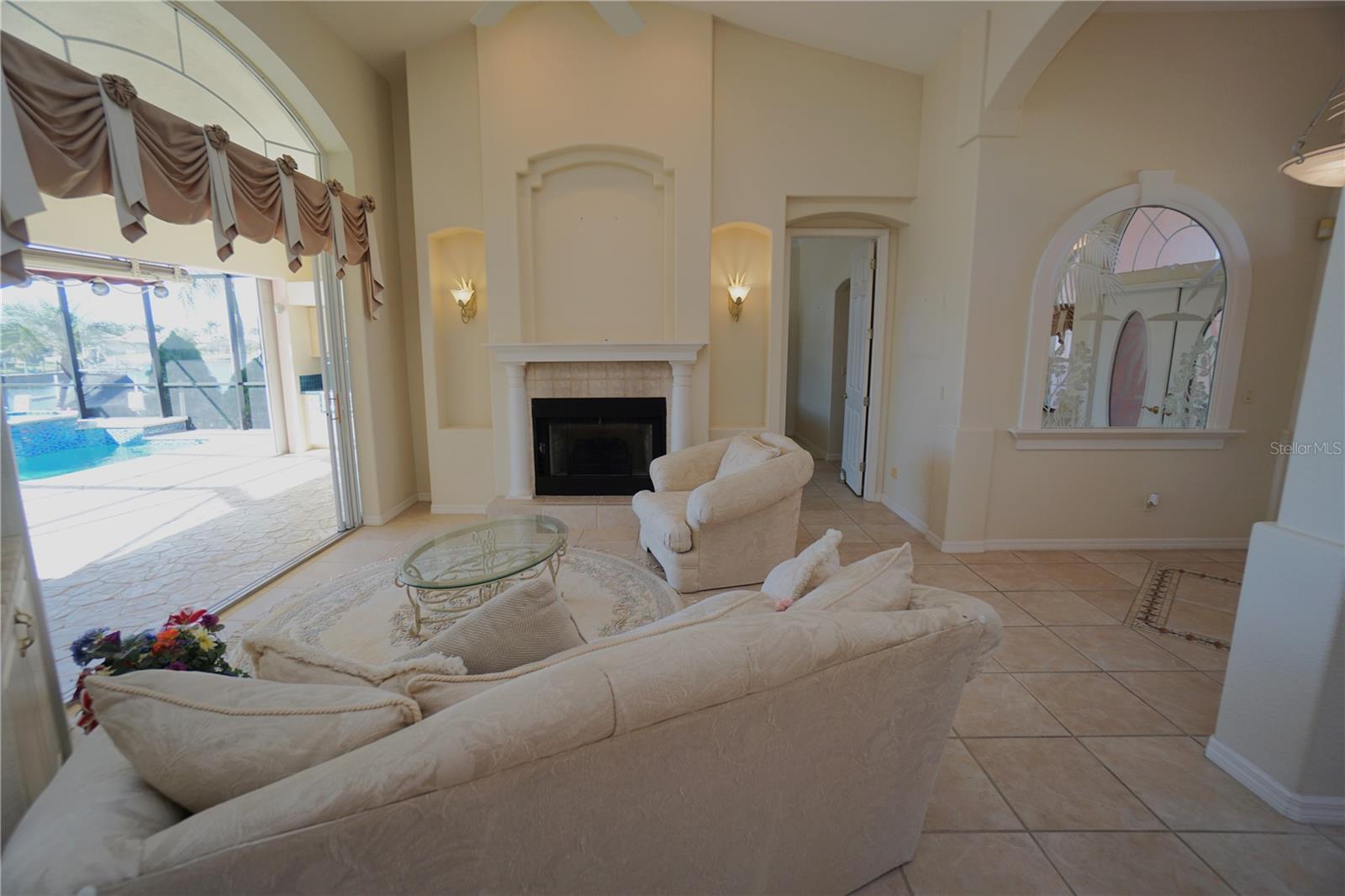649 MALTESE DR, PUNTA GORDA, FL, 33950