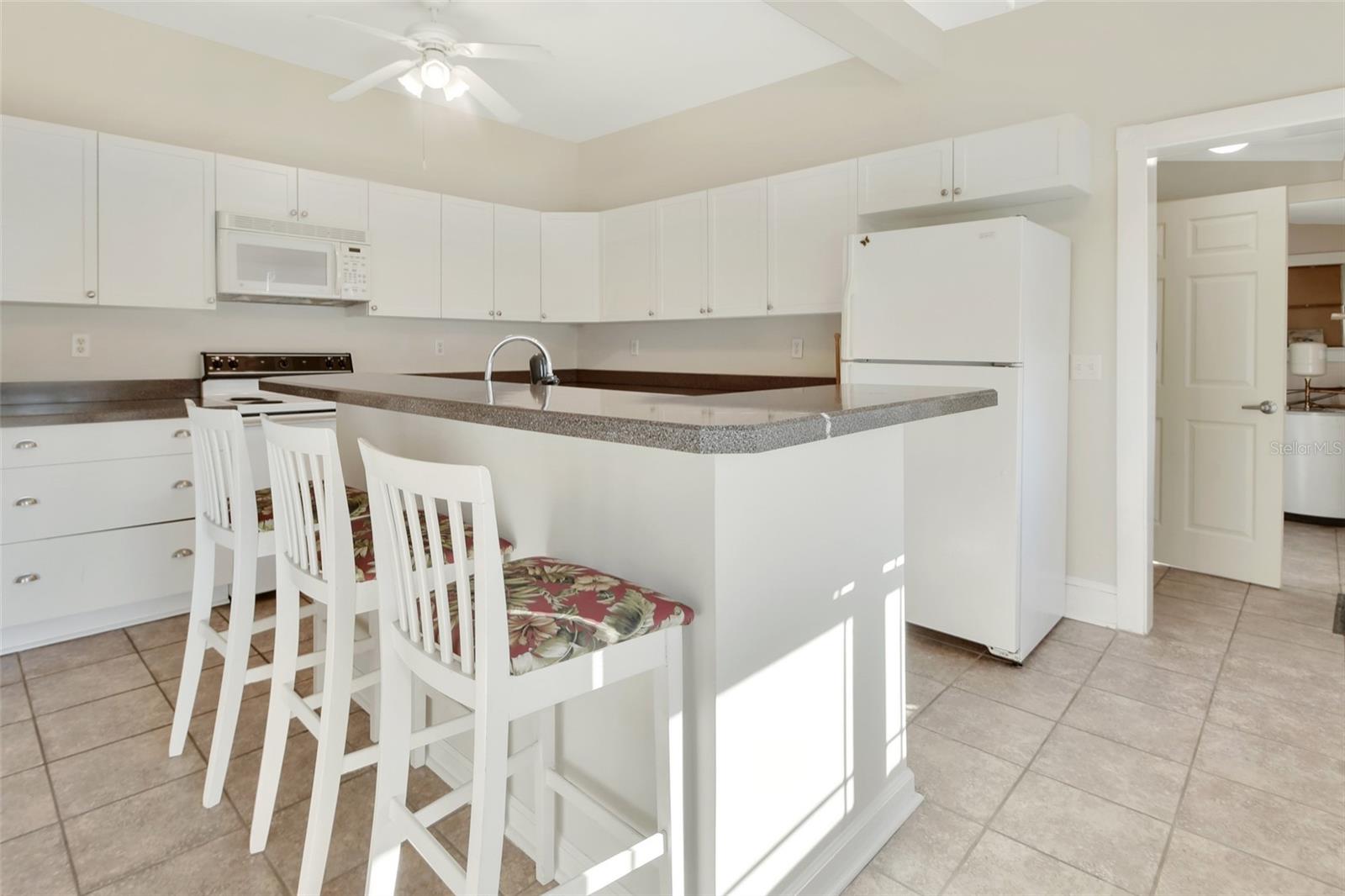 615 N PALMETTO CT, DELAND, FL, 32720