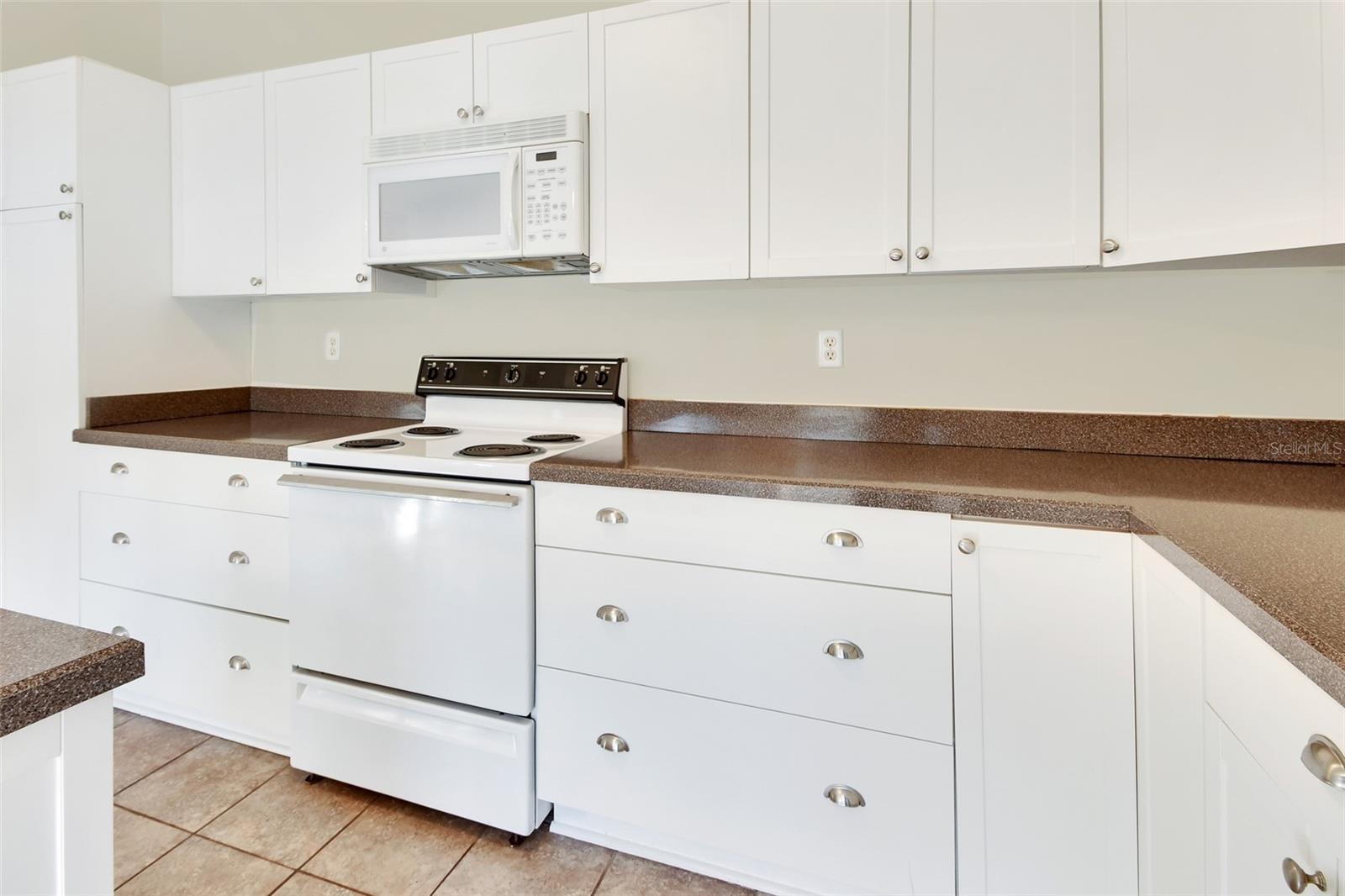615 N PALMETTO CT, DELAND, FL, 32720