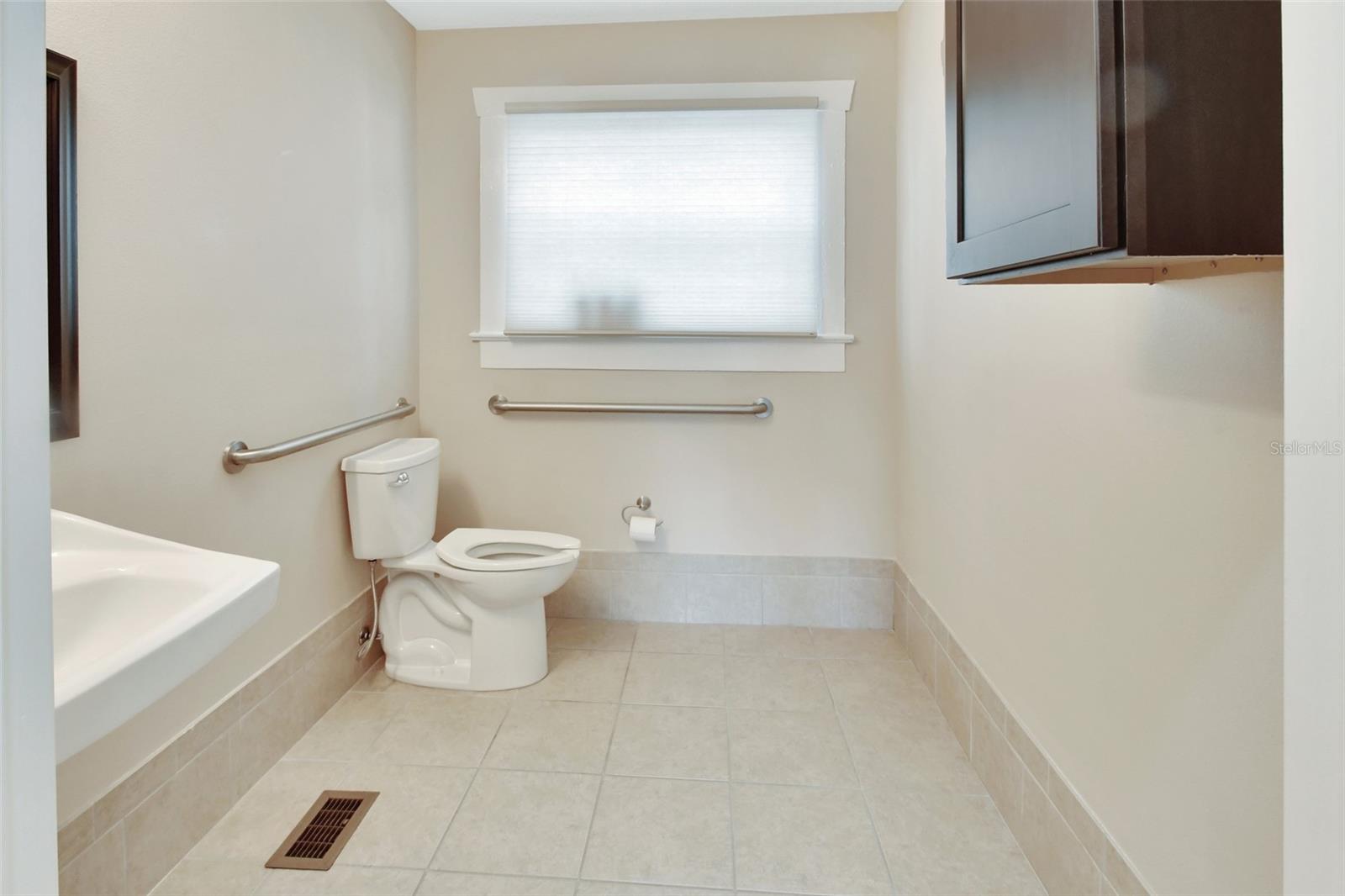 615 N PALMETTO CT, DELAND, FL, 32720