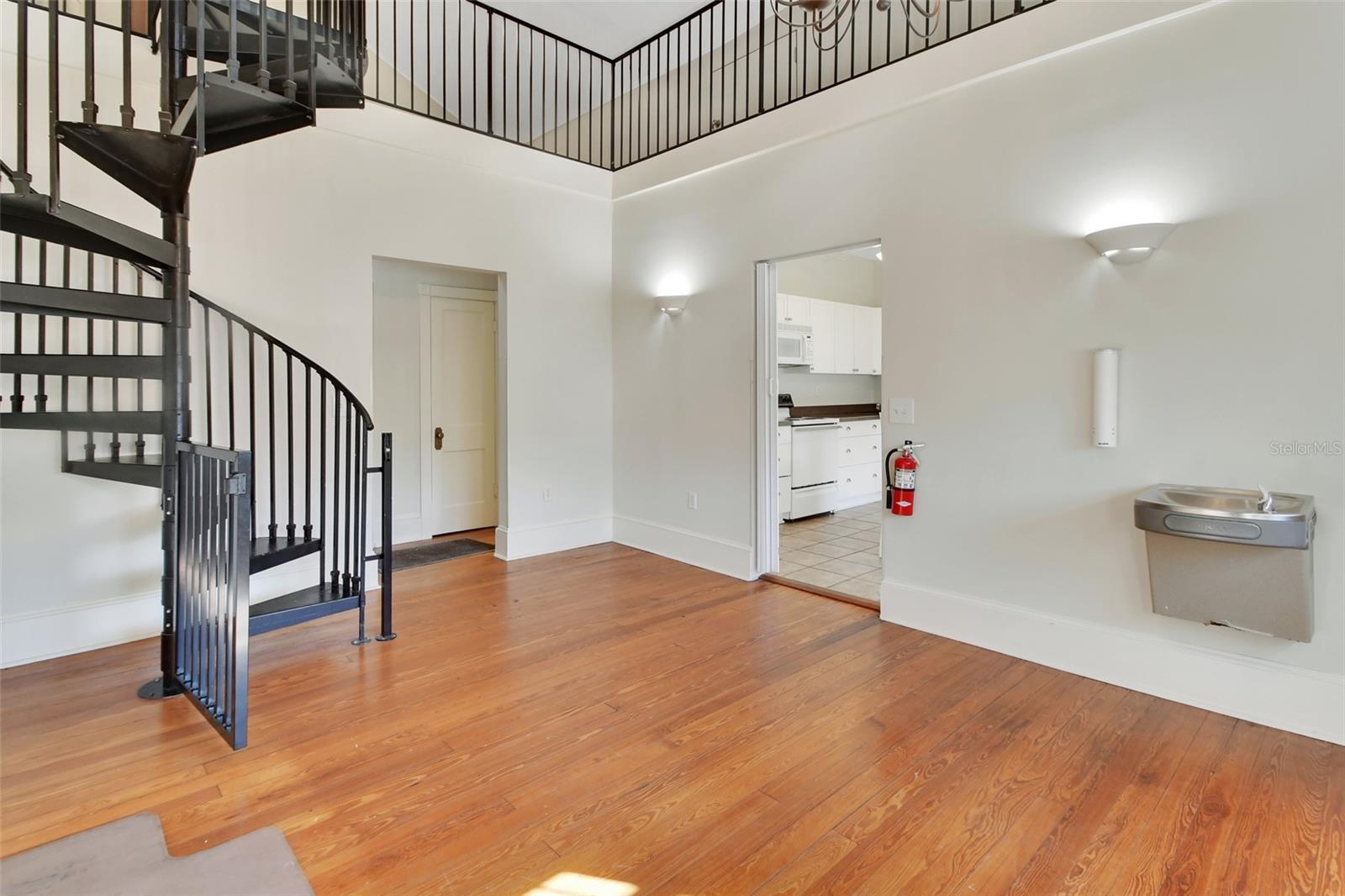 615 N PALMETTO CT, DELAND, FL, 32720