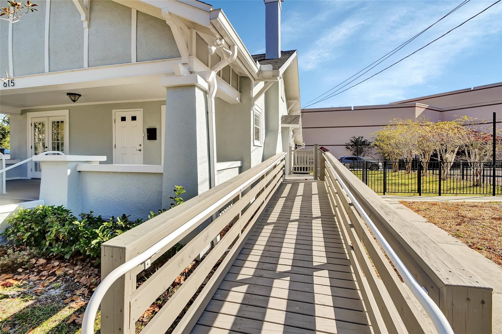 615 N PALMETTO CT, DELAND, FL, 32720