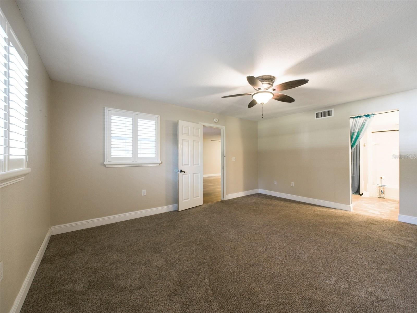 1640 NE 40TH AVE #107, OCALA, FL, 34470