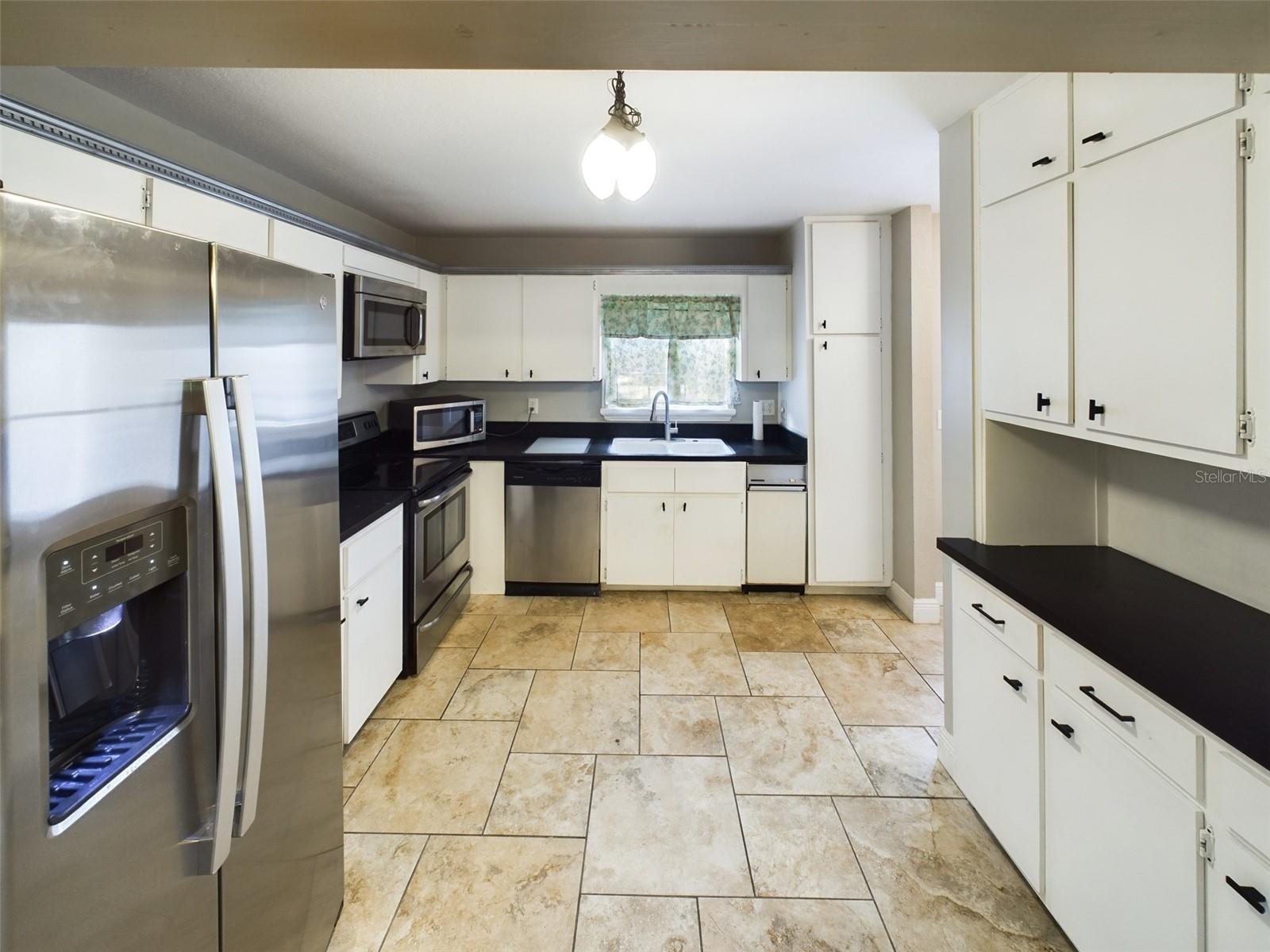 1640 NE 40TH AVE #107, OCALA, FL, 34470