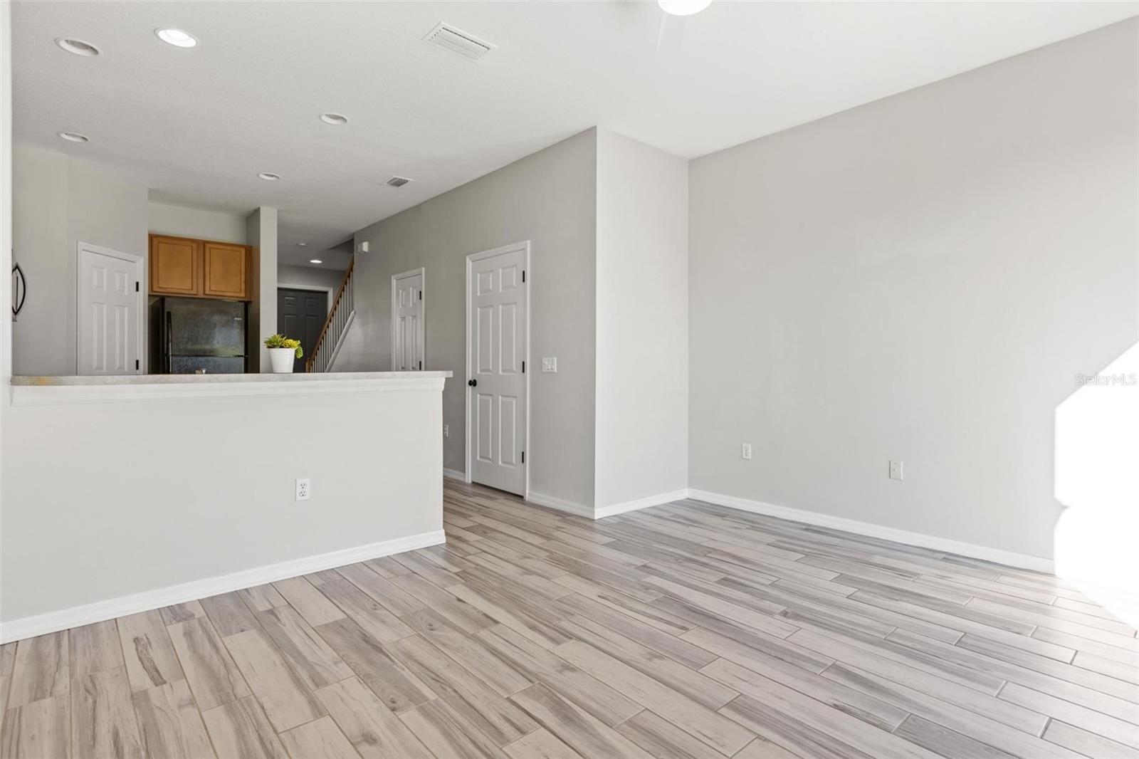 8874 CHRISTIE DR, LARGO, FL, 33771