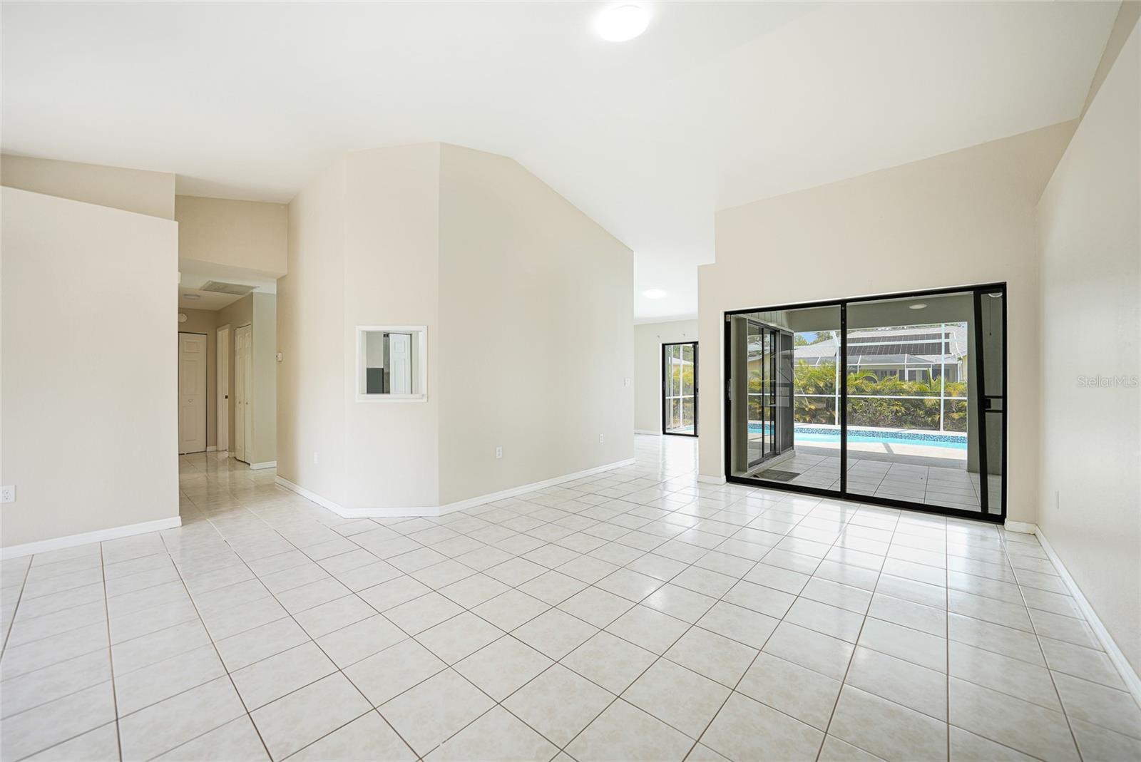 17412 WINTERGARDEN AVE, PORT CHARLOTTE, FL, 33948