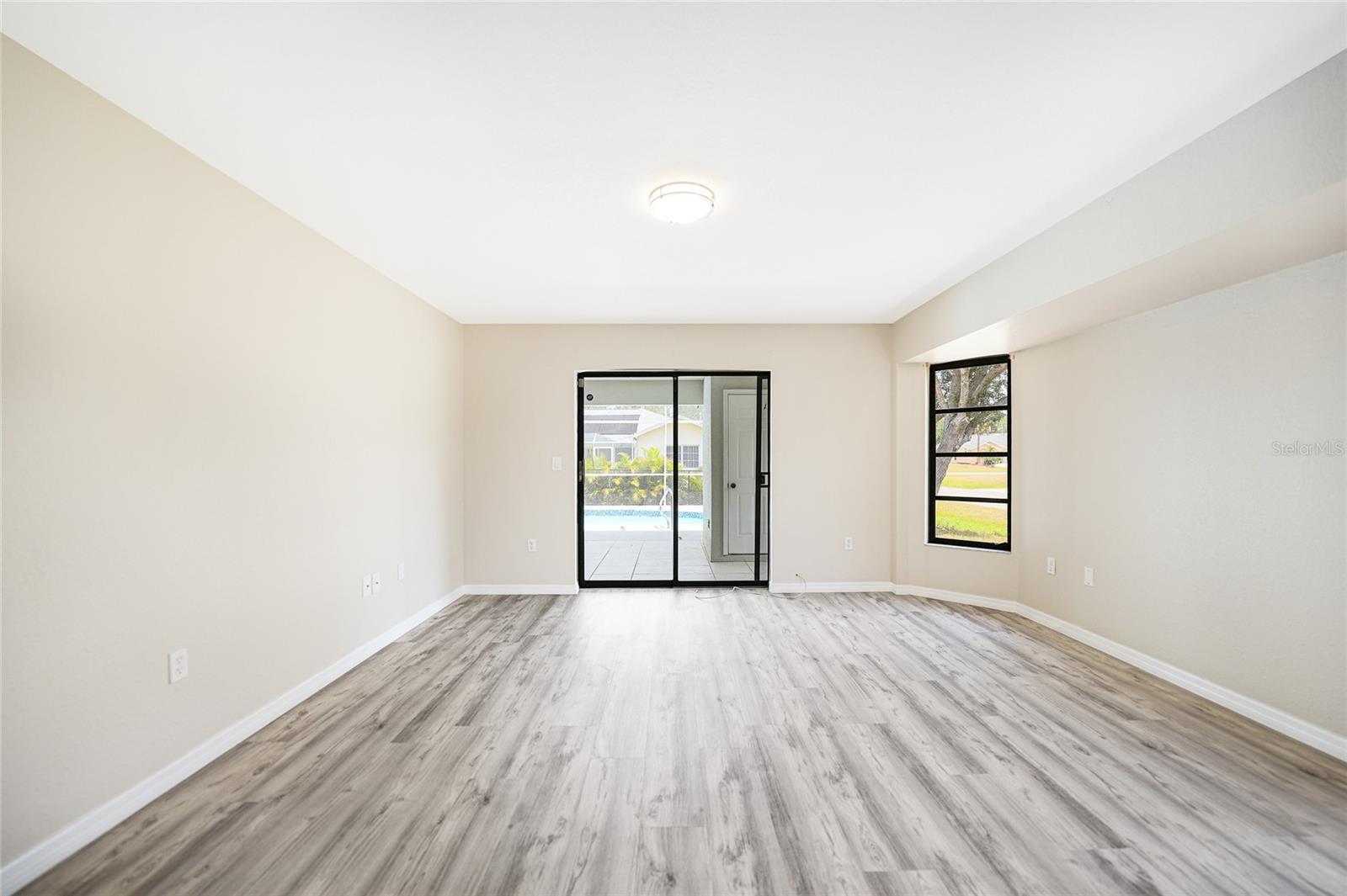17412 WINTERGARDEN AVE, PORT CHARLOTTE, FL, 33948