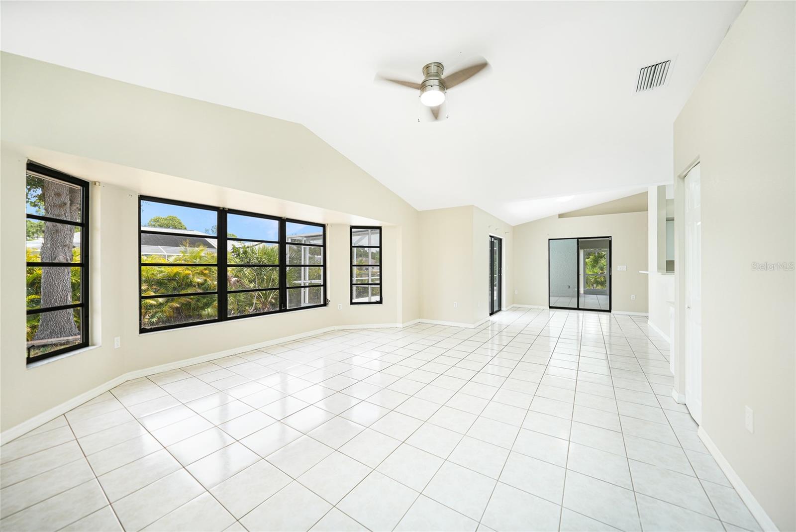 17412 WINTERGARDEN AVE, PORT CHARLOTTE, FL, 33948