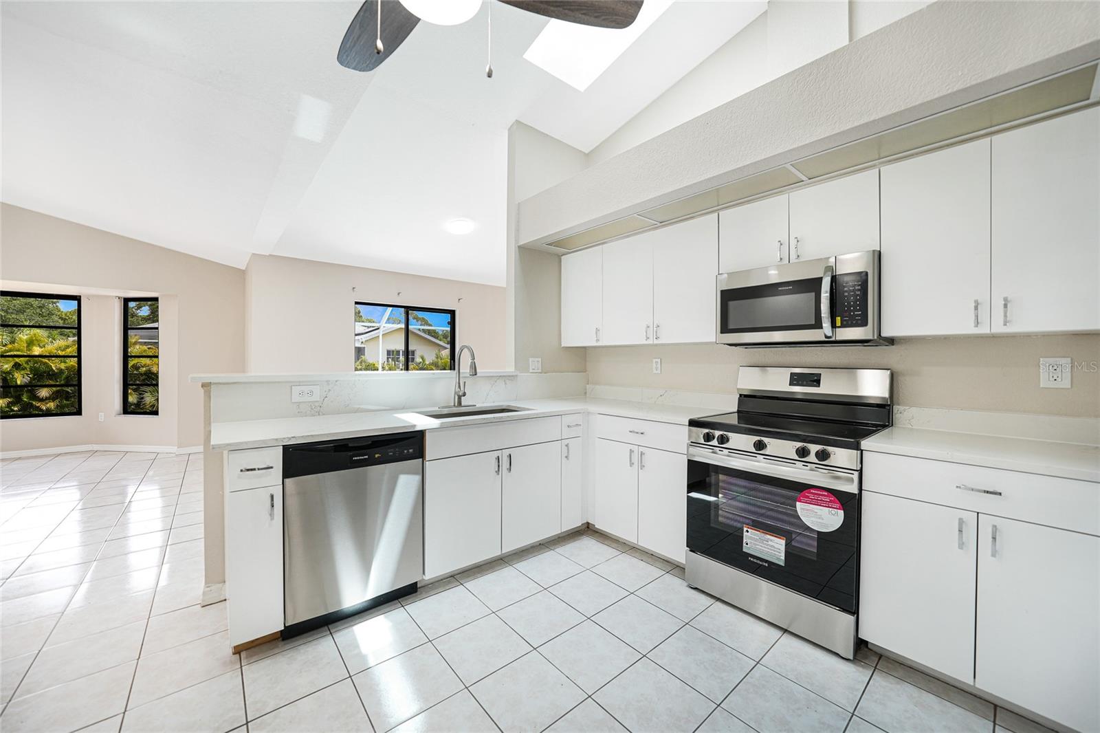 17412 WINTERGARDEN AVE, PORT CHARLOTTE, FL, 33948