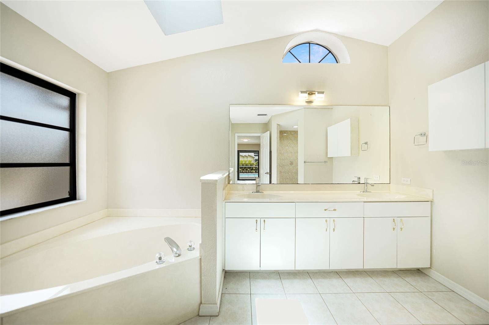 17412 WINTERGARDEN AVE, PORT CHARLOTTE, FL, 33948