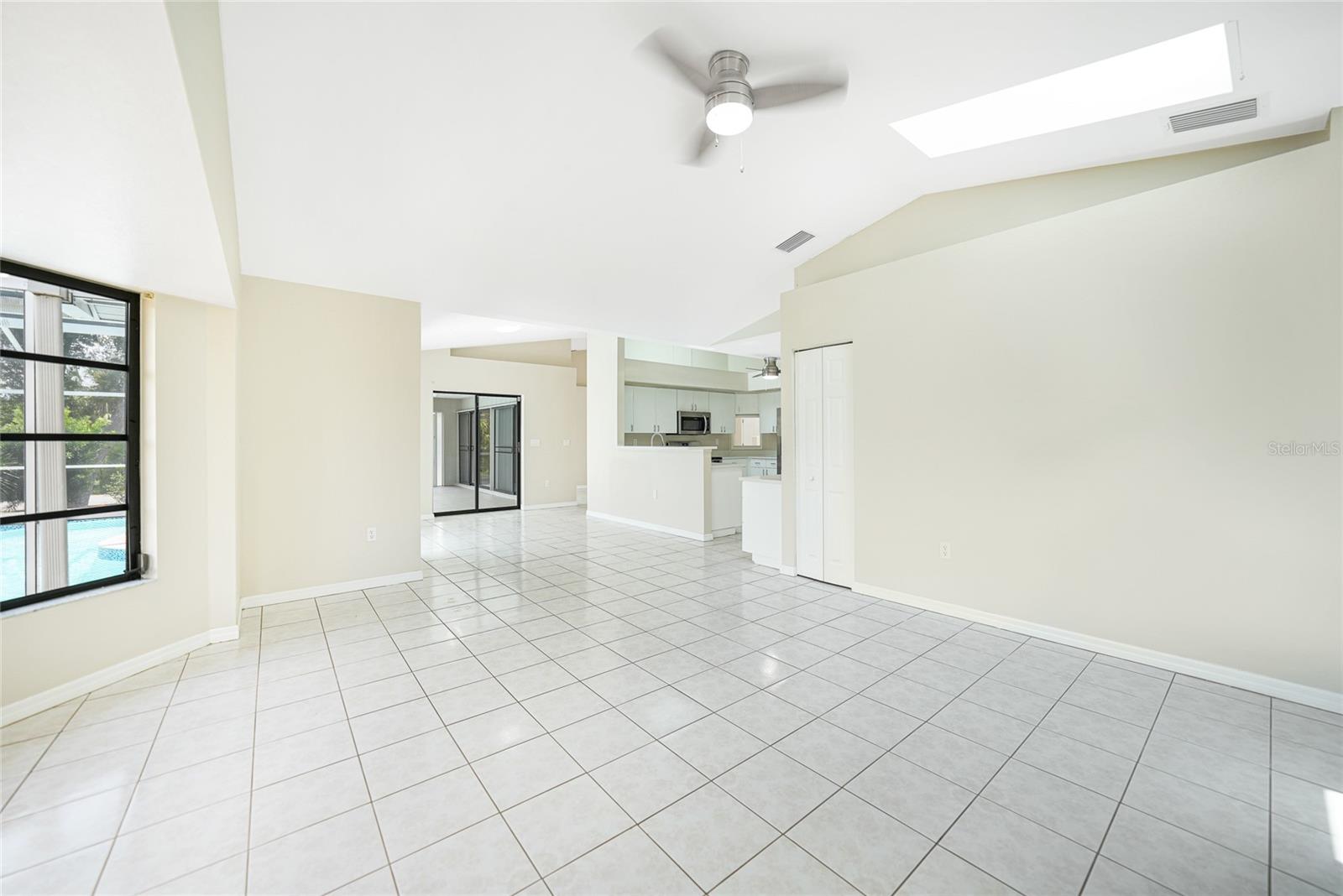 17412 WINTERGARDEN AVE, PORT CHARLOTTE, FL, 33948
