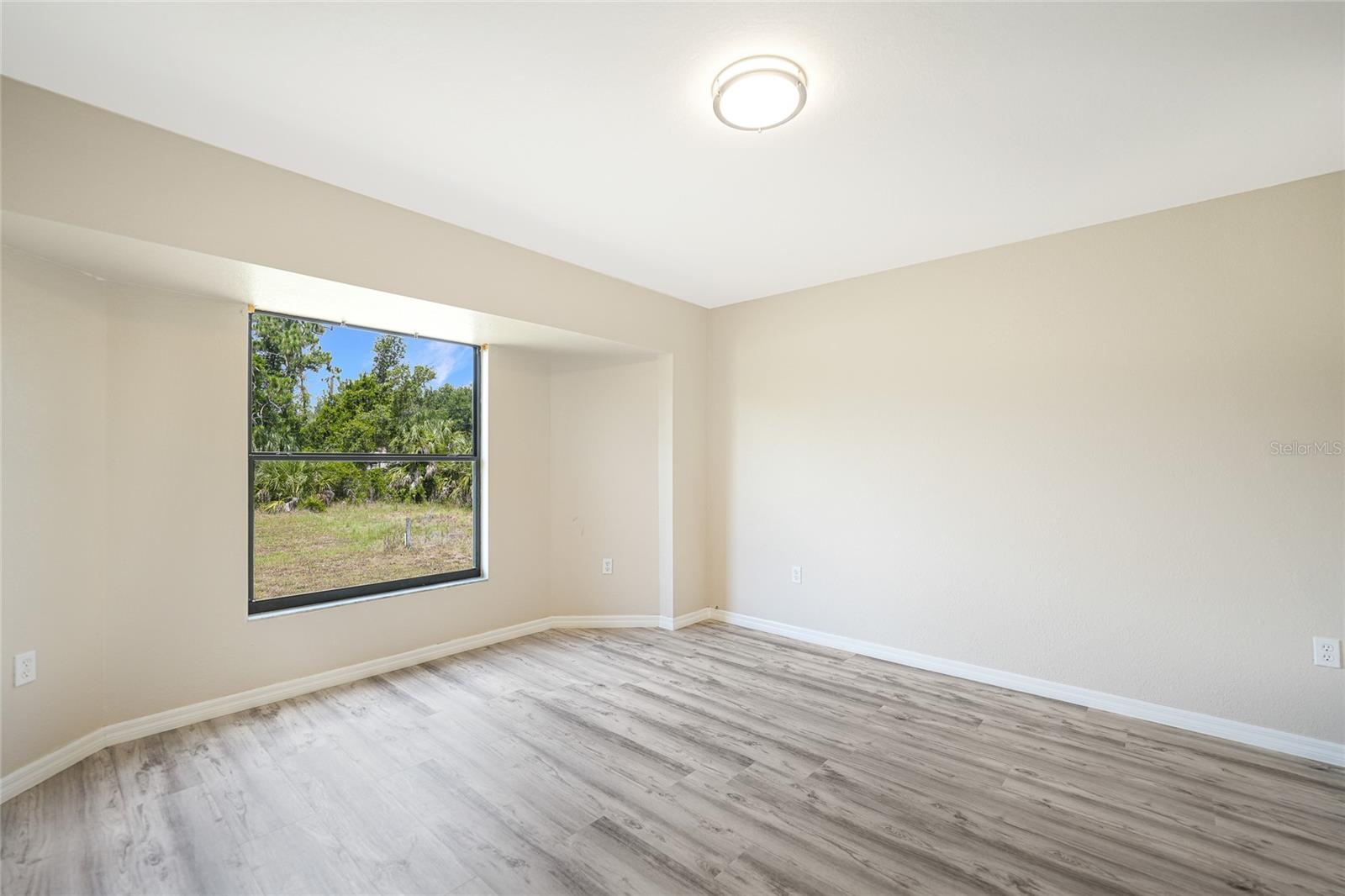 17412 WINTERGARDEN AVE, PORT CHARLOTTE, FL, 33948