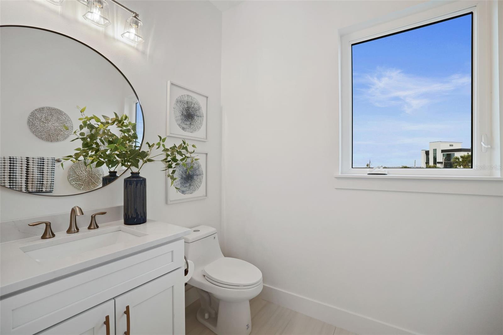 326 129TH AVE E, MADEIRA BEACH, FL, 33708