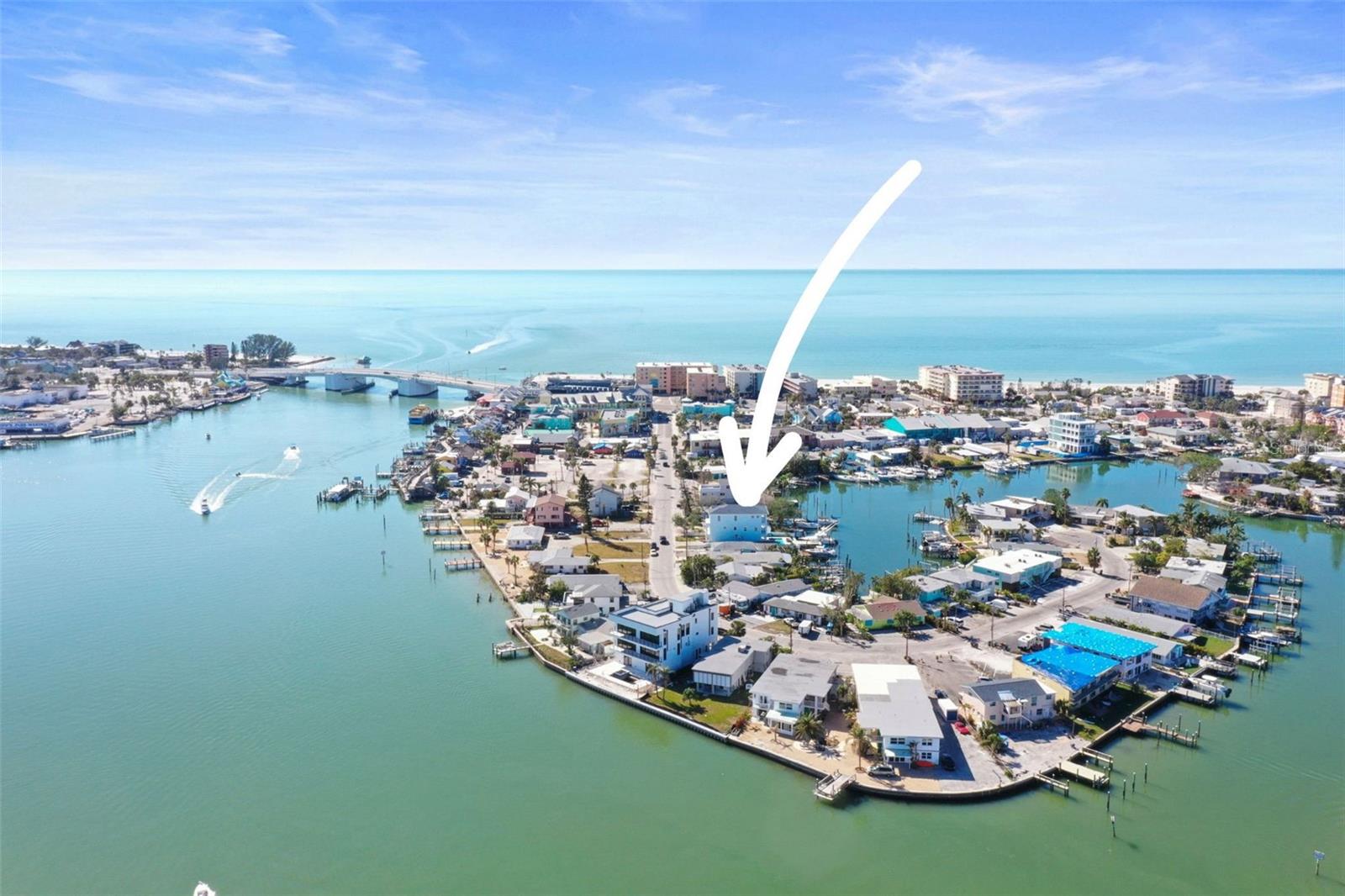 326 129TH AVE E, MADEIRA BEACH, FL, 33708